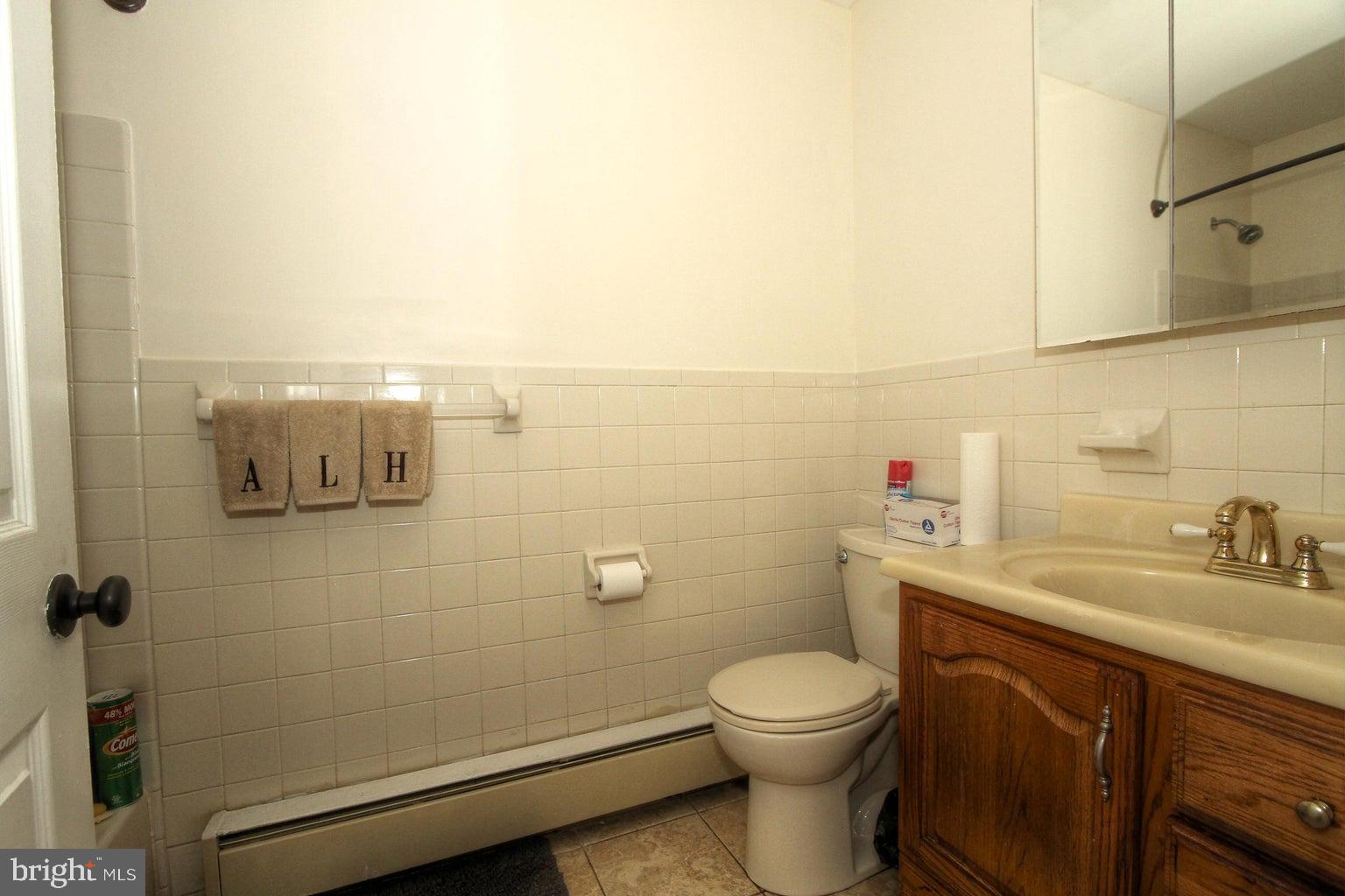 4-B IVY STREET B