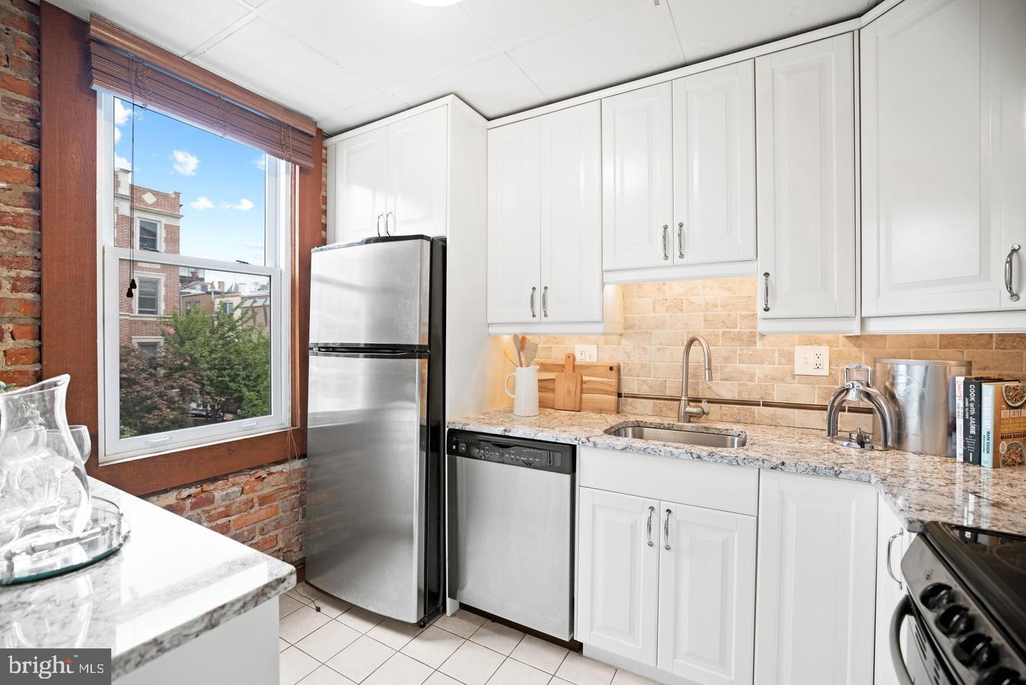 ADAMS MORGAN - Residential Lease