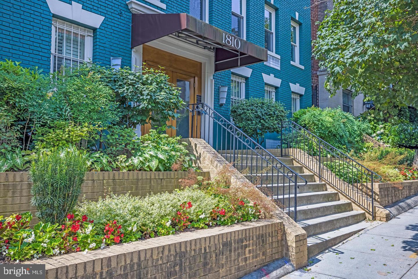 ADAMS MORGAN - Residential Lease
