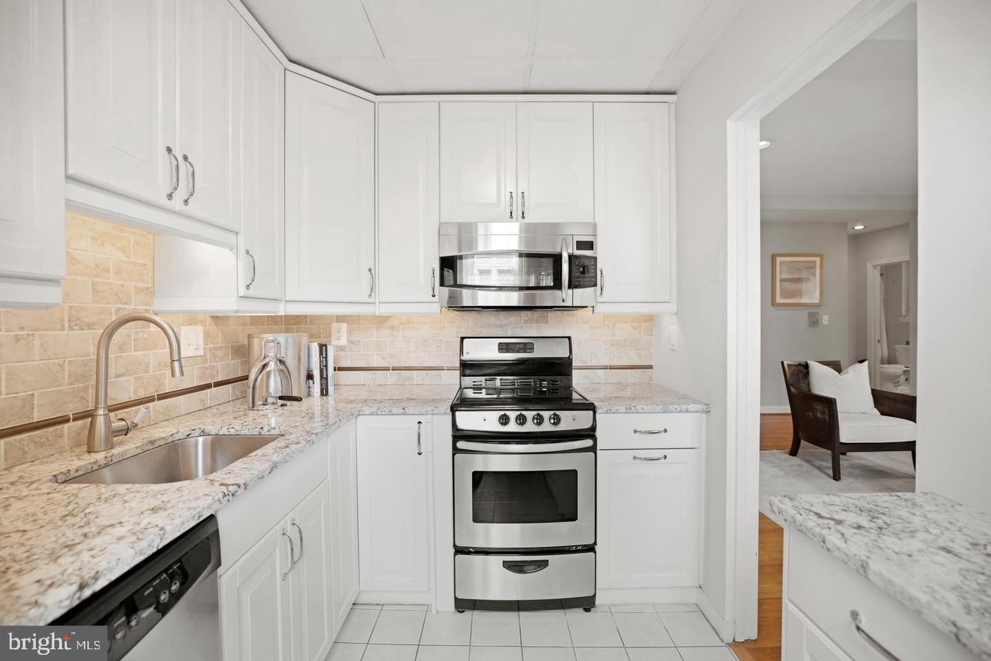 ADAMS MORGAN - Residential Lease