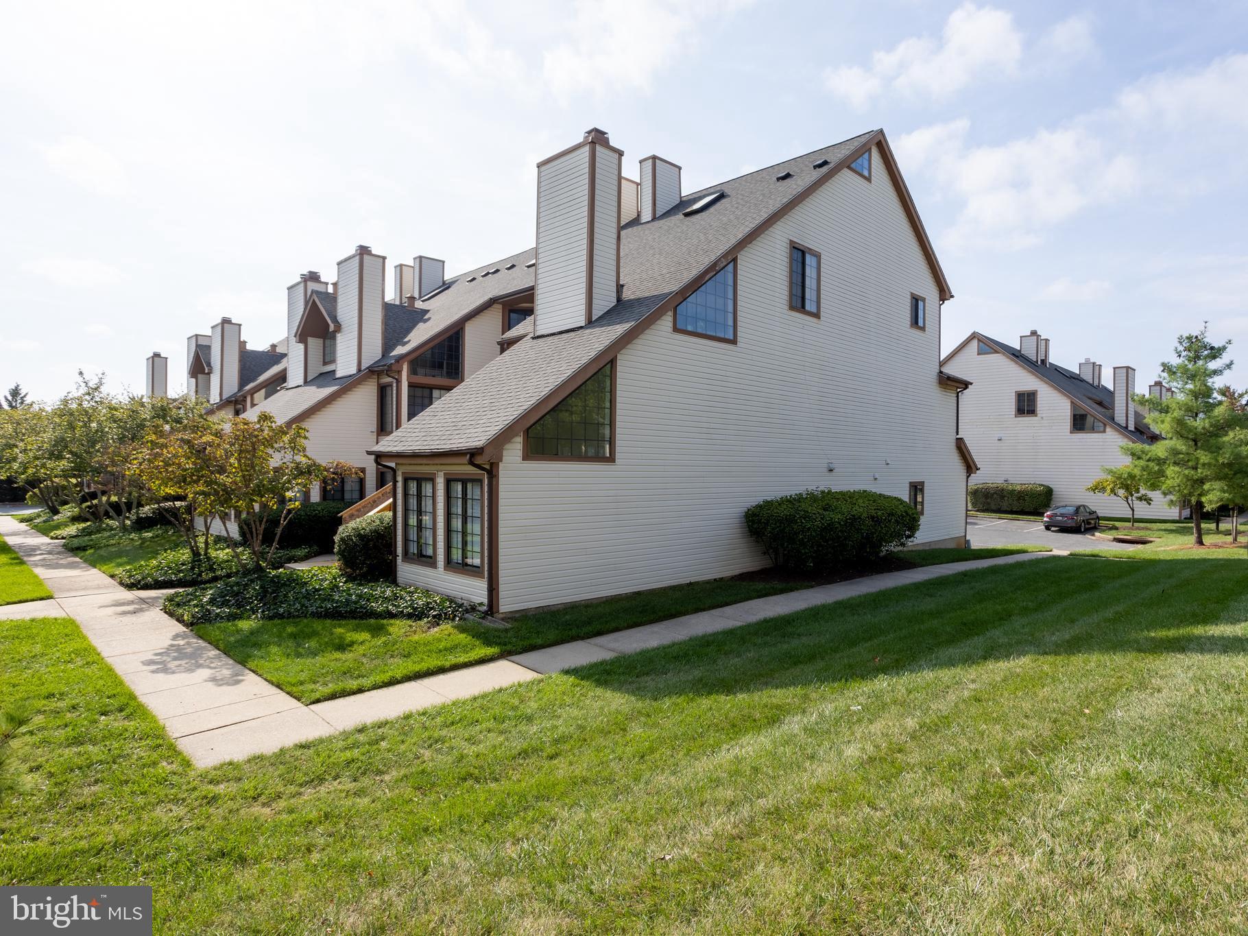 THE TIERS OF LAUREL LAKE - Residential