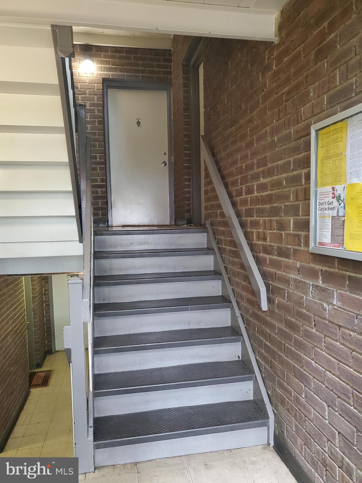 2207 GREENERY LANE 103-8