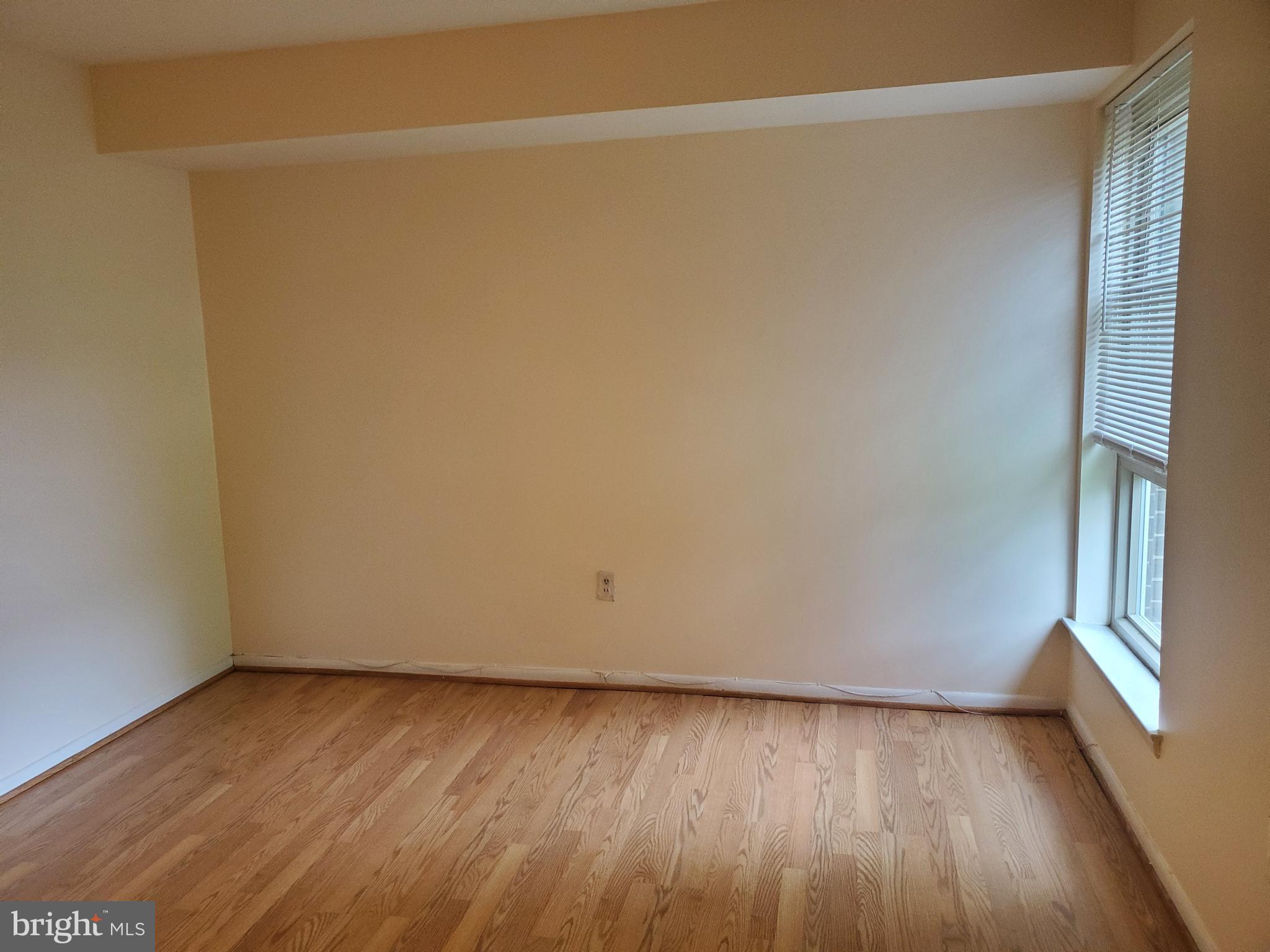 GLENMONT - Residential