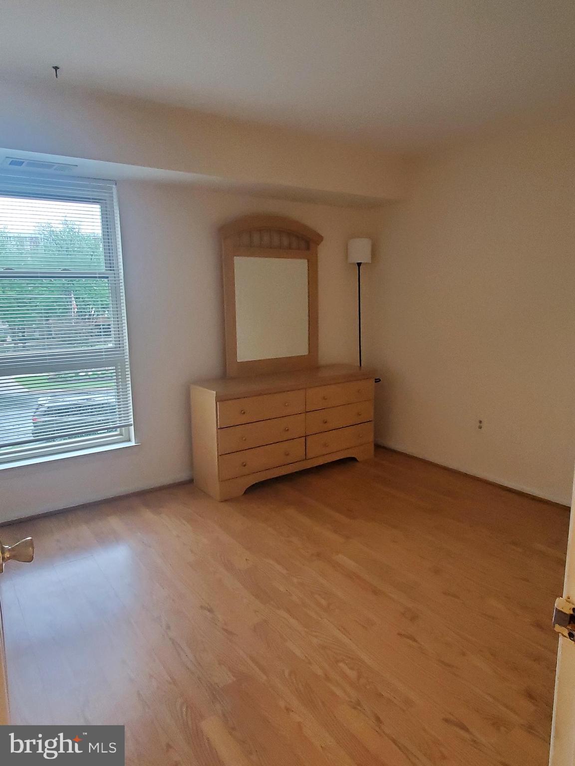 GLENMONT - Residential