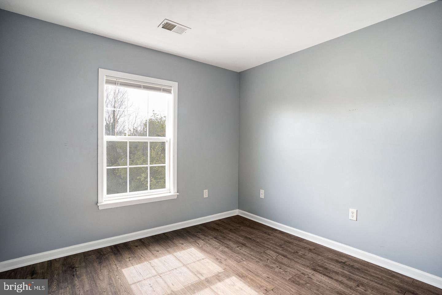 TROUT RUN - Residential Lease