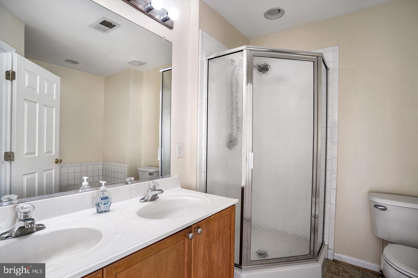 TROUT RUN - Residential Lease