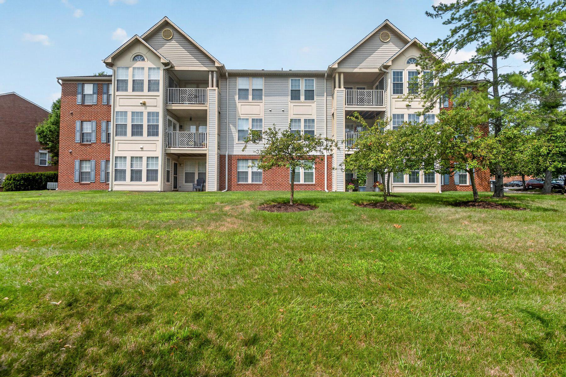 691 WINDING STREAM WAY 202