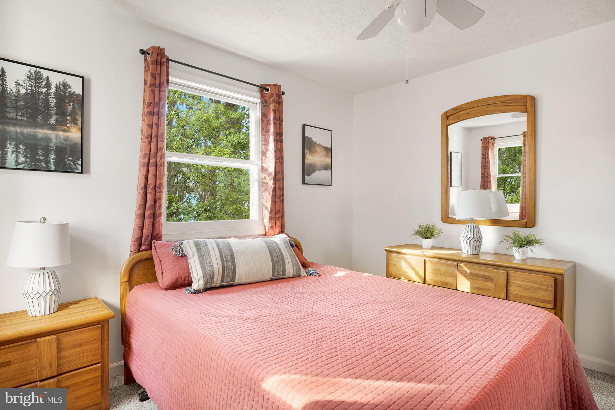 ROCK GAP WOODS - Residential