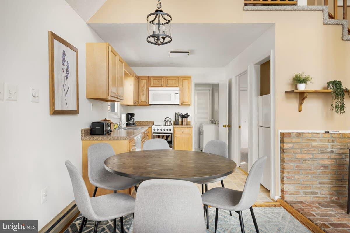 ROCK GAP WOODS - Residential