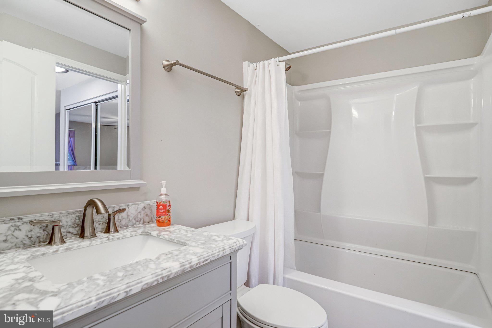 SUGARLAND RUN - Residential