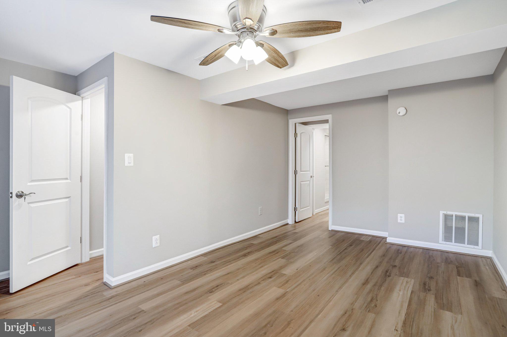 SUGARLAND RUN - Residential