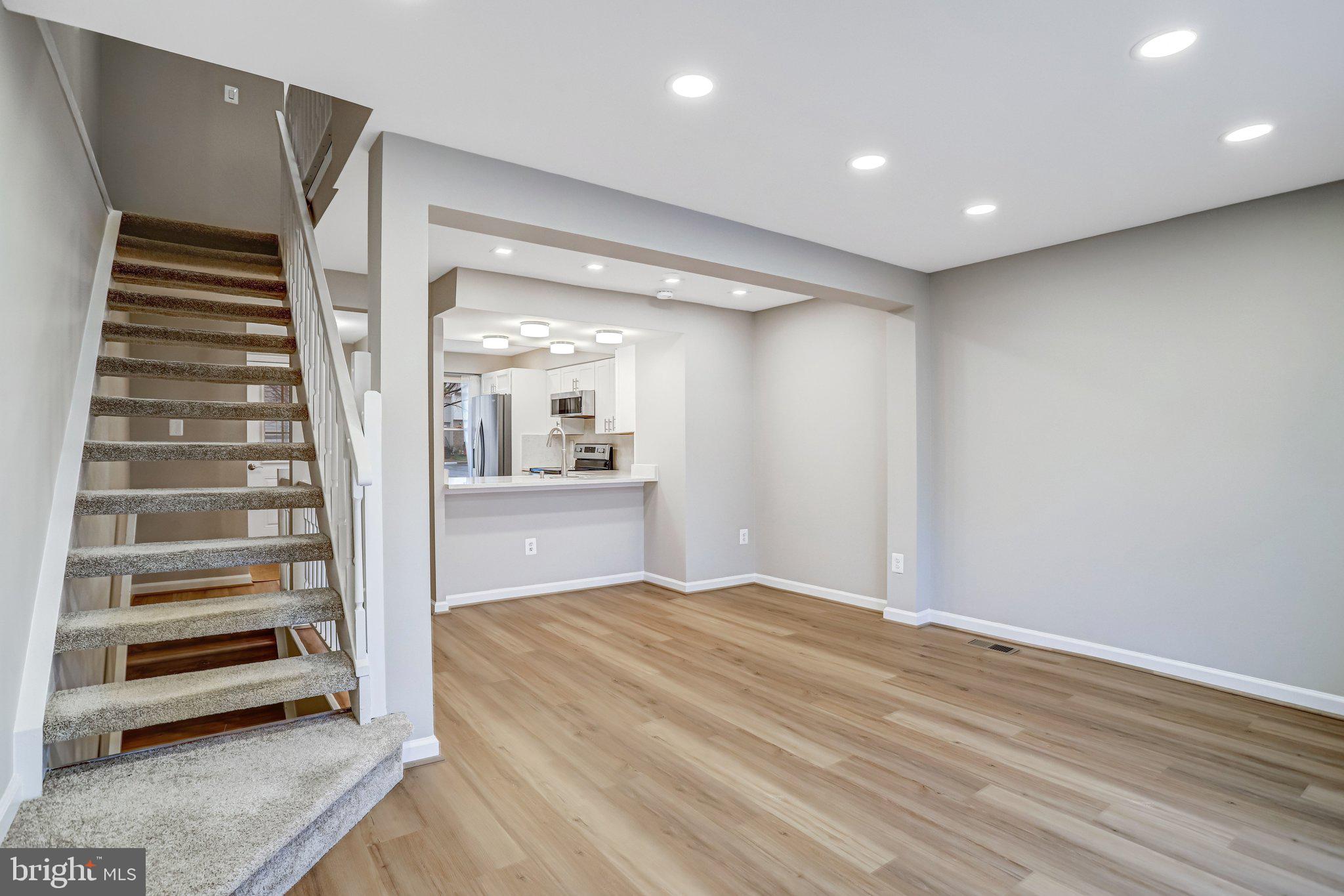 SUGARLAND RUN - Residential