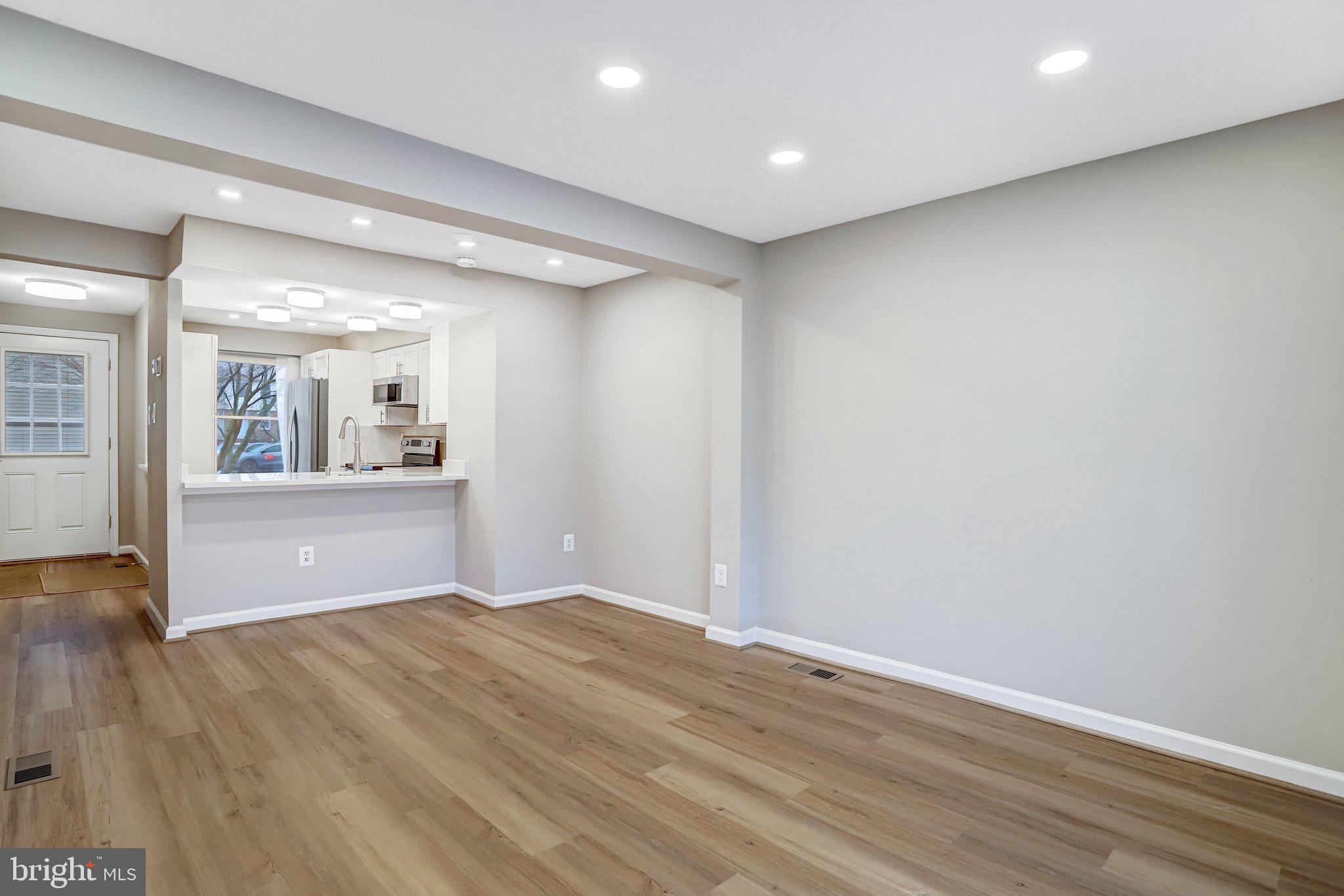 SUGARLAND RUN - Residential