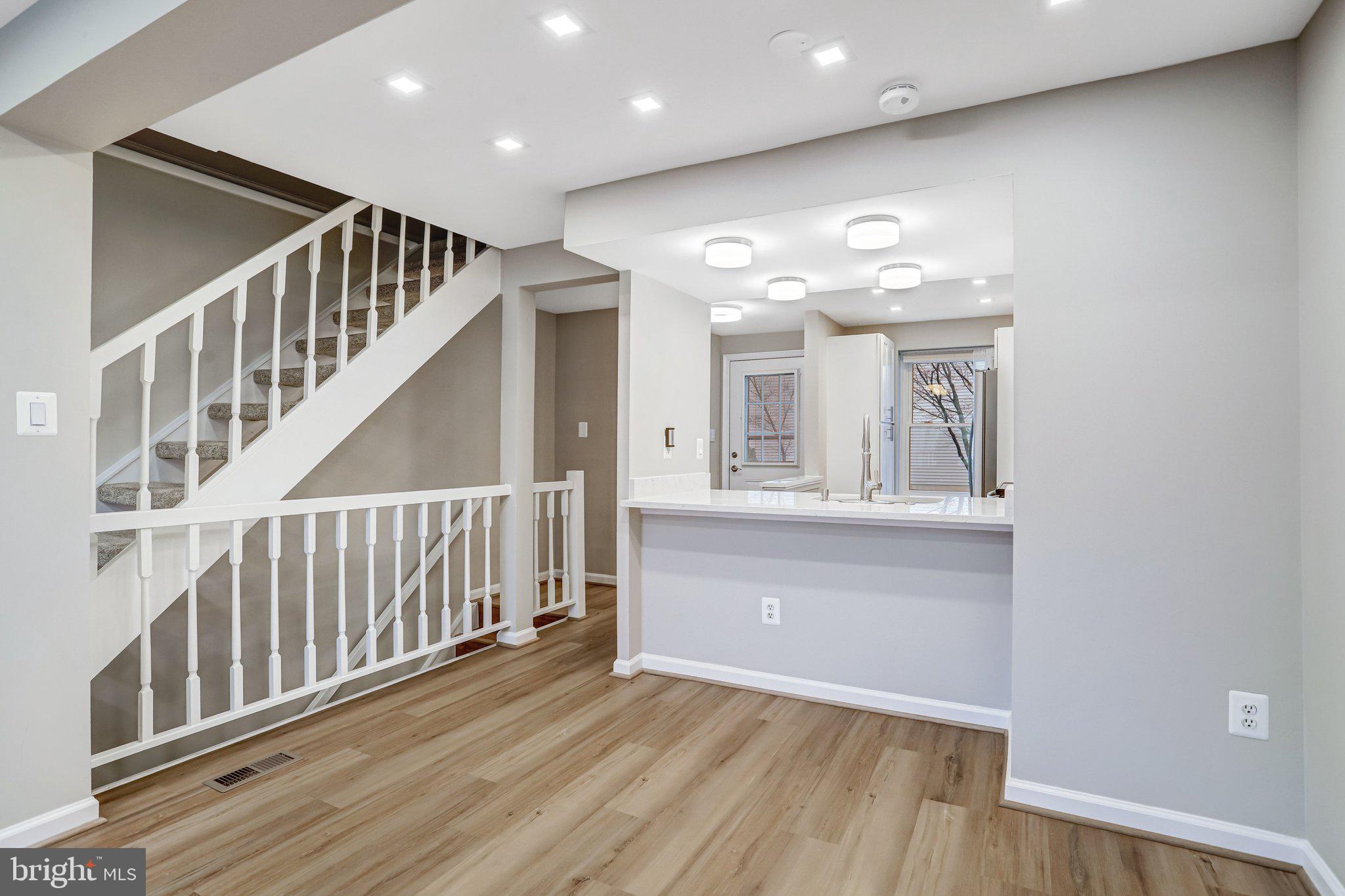 SUGARLAND RUN - Residential