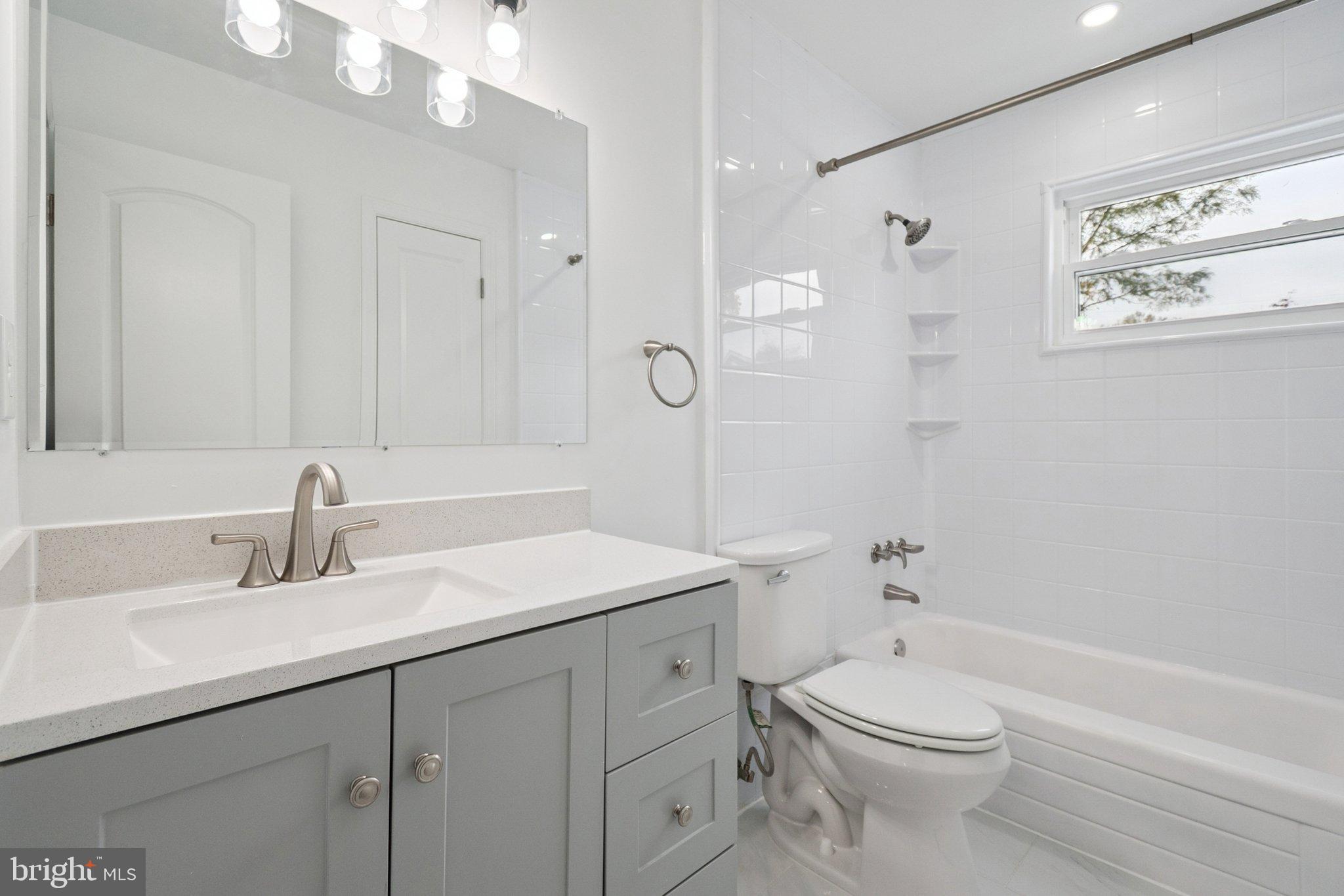 SPRINGFIELD VILLAGE - Residential