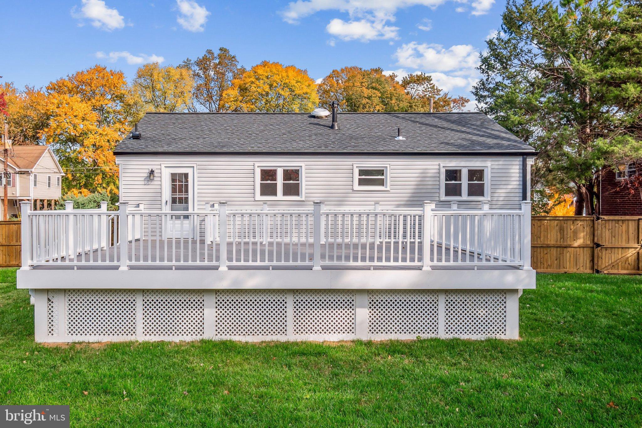 SPRINGFIELD VILLAGE - Residential