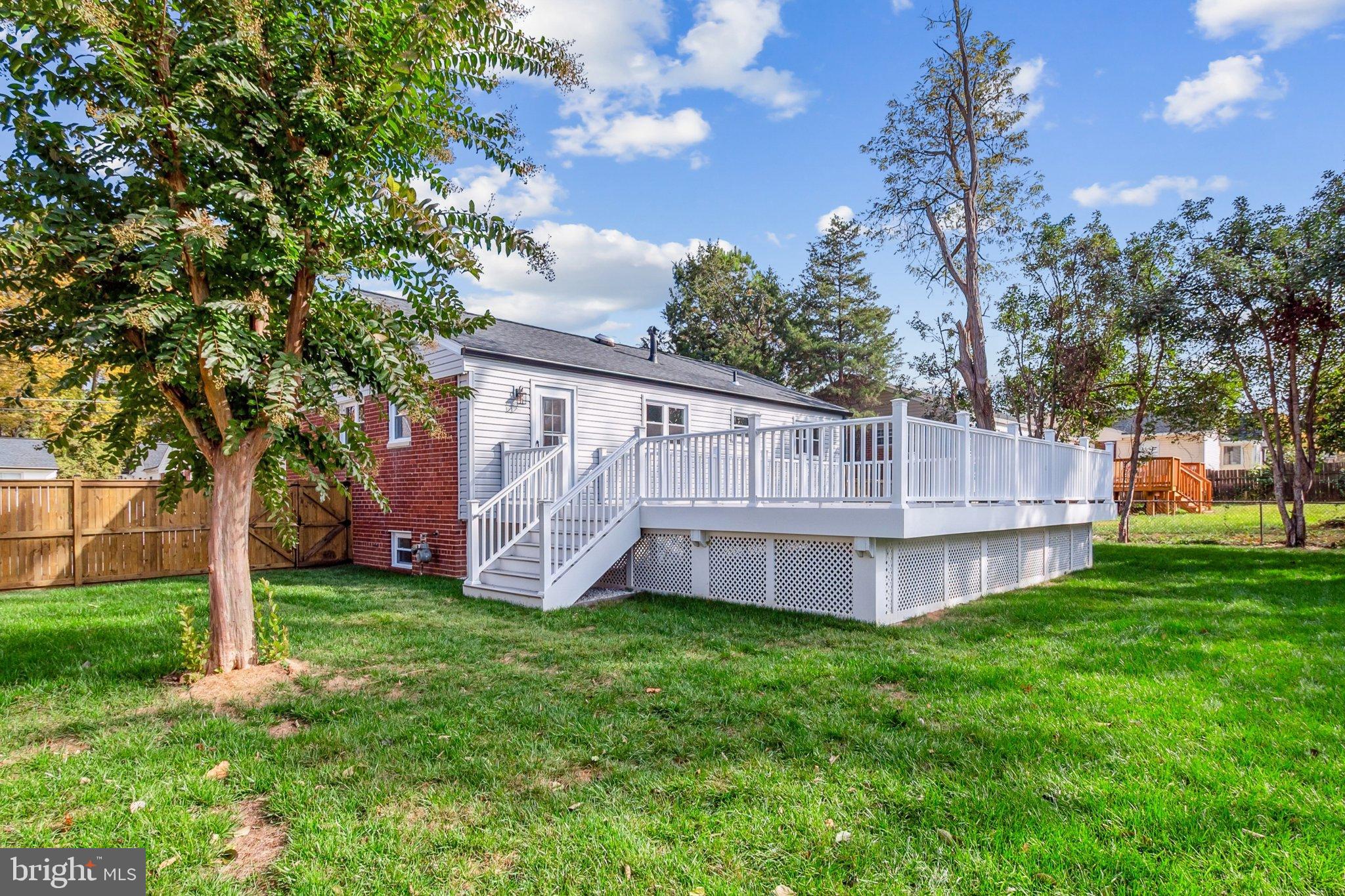 SPRINGFIELD VILLAGE - Residential