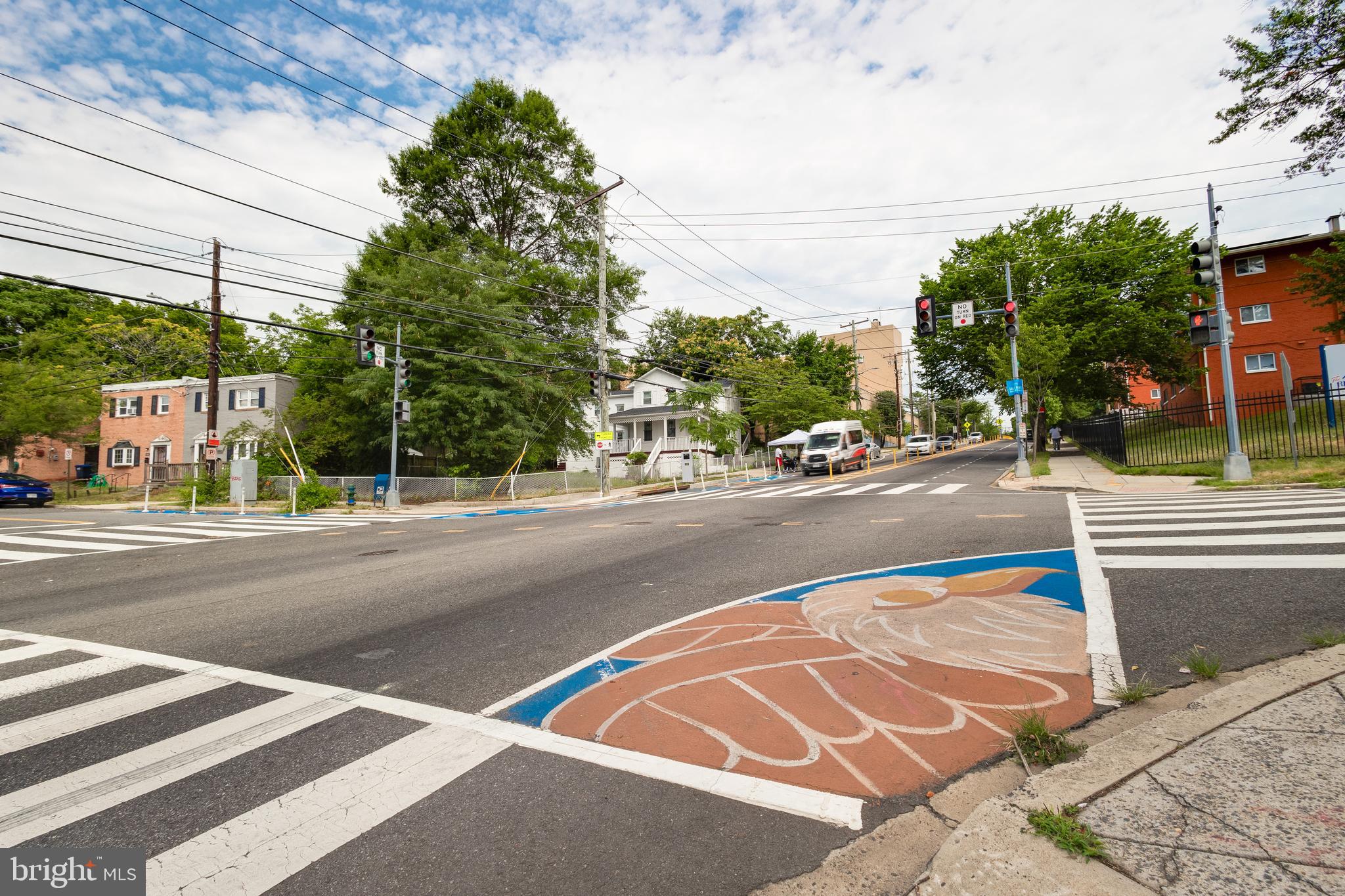 CONGRESS HEIGHTS - Commercial Sale