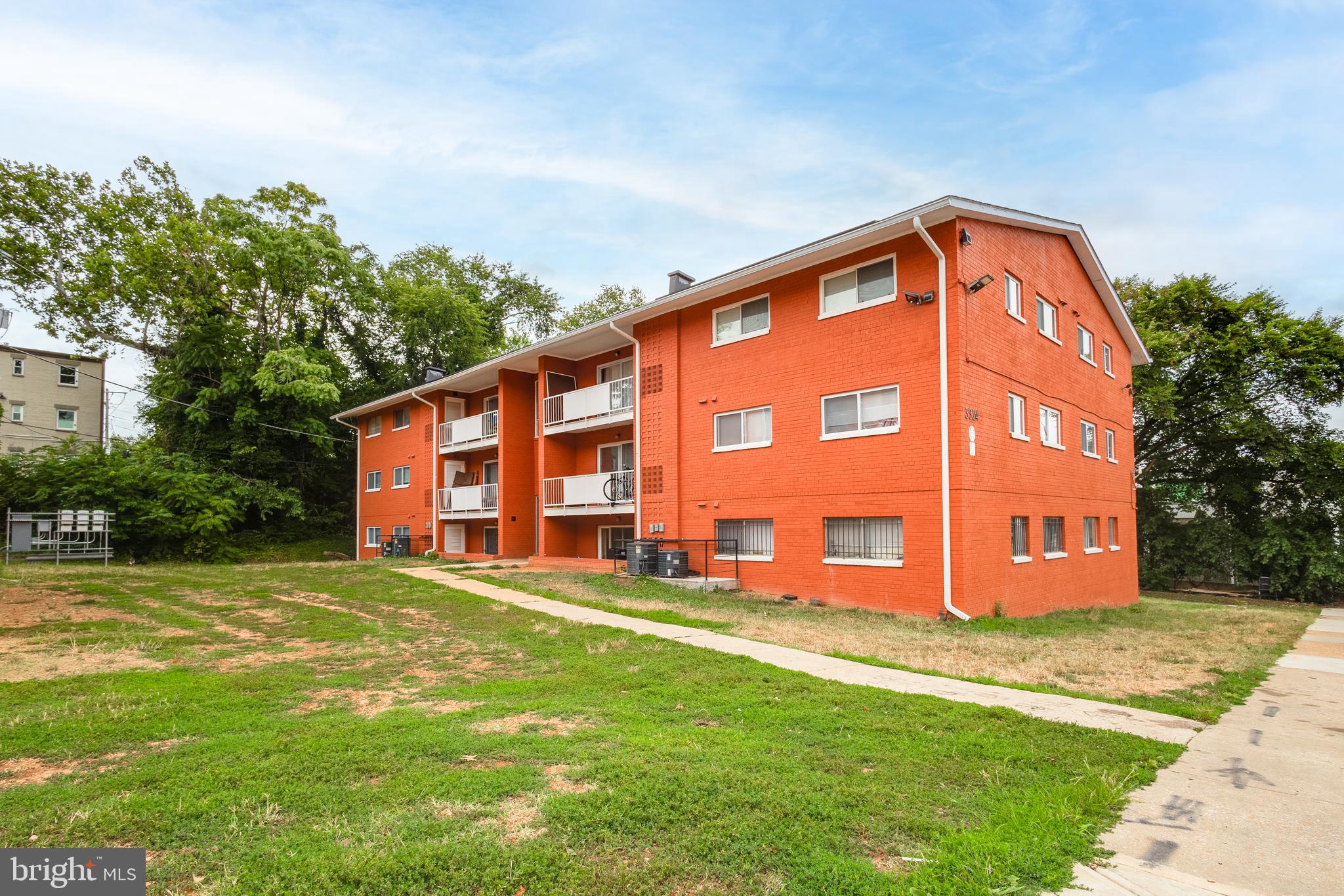 3316-3324 WHEELER ROAD SE