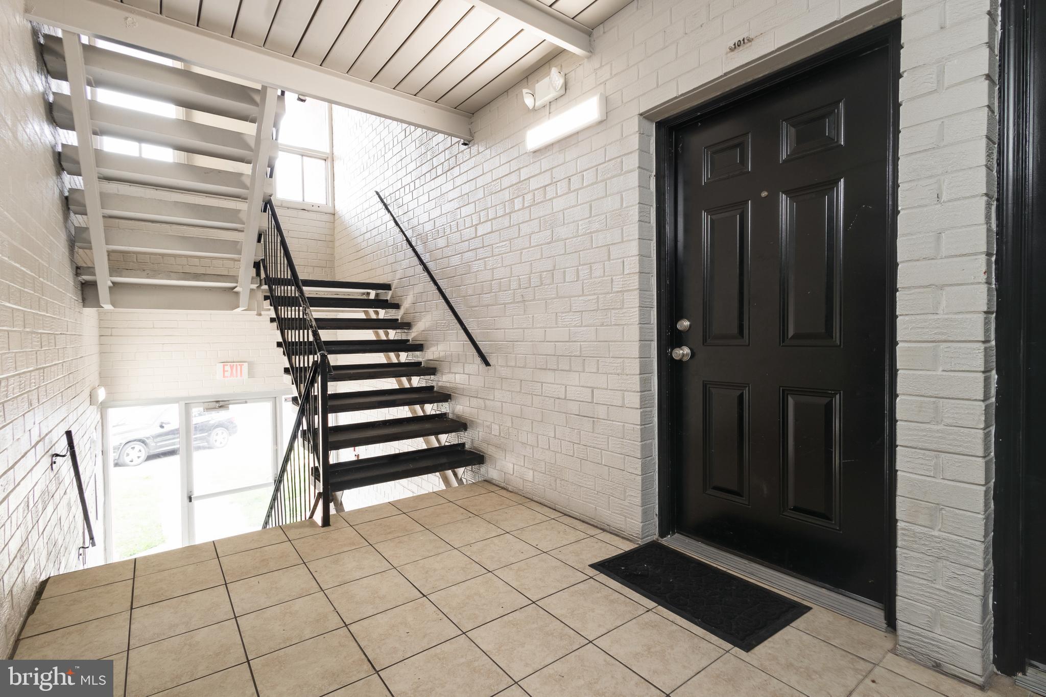 CONGRESS HEIGHTS - Commercial Sale