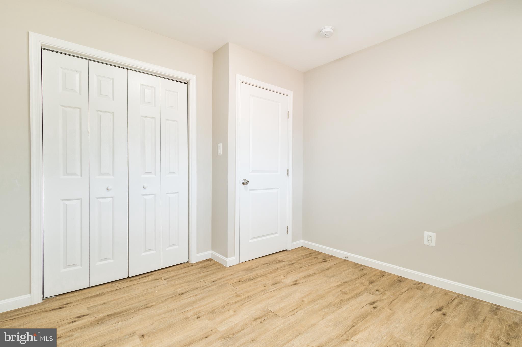 CONGRESS HEIGHTS - Commercial Sale