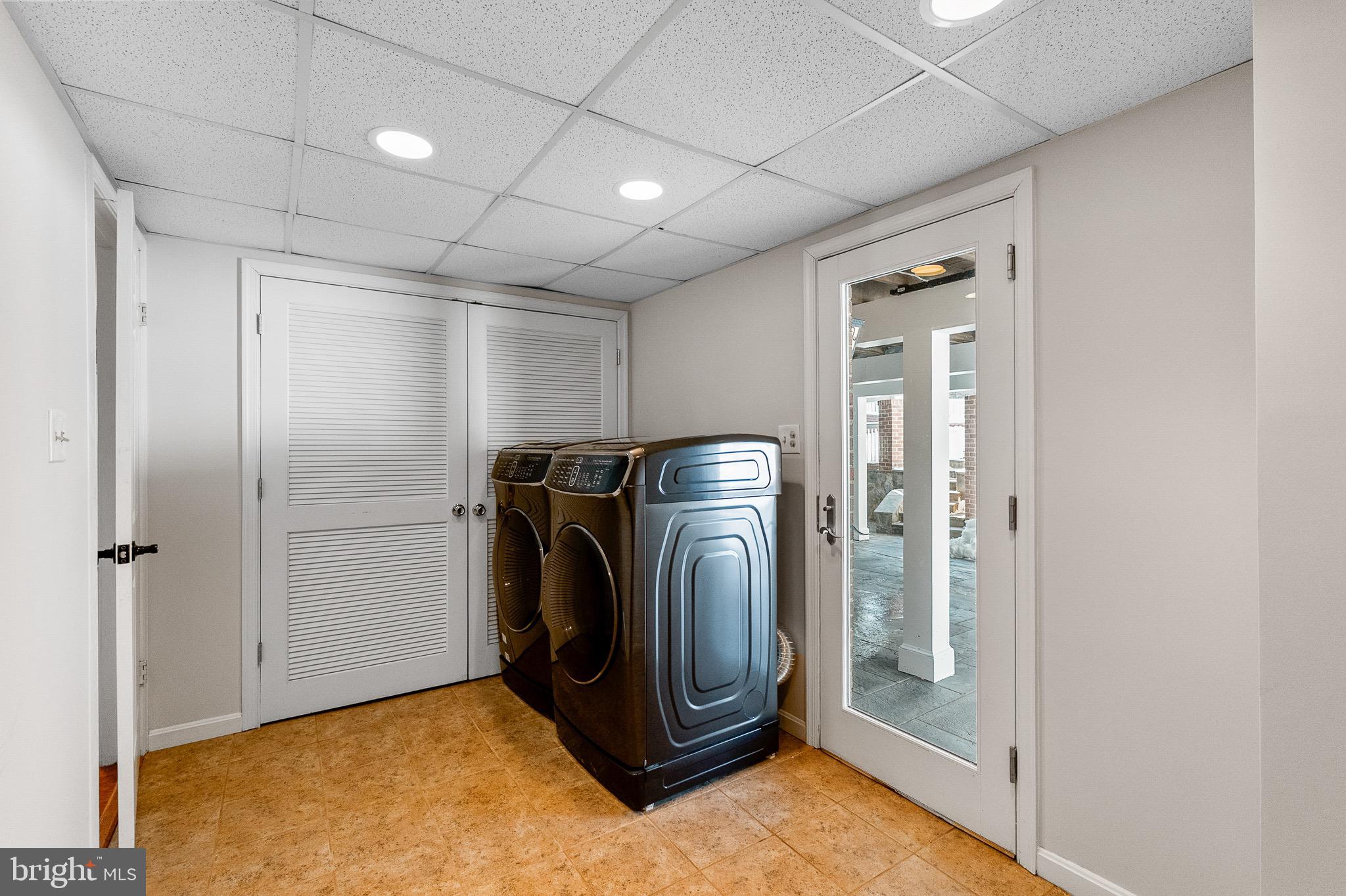 HONEY TREE - Residential