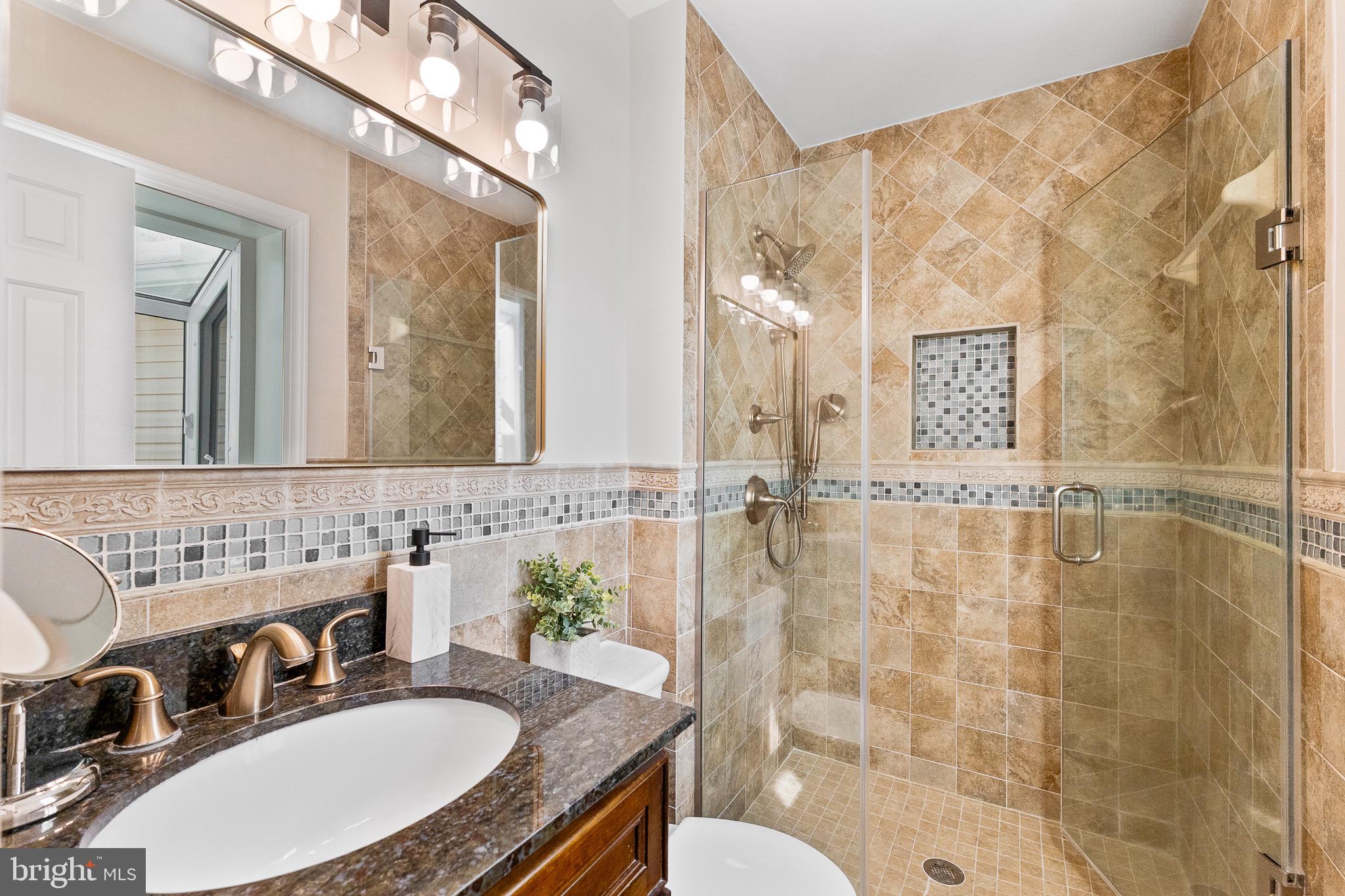 HONEY TREE - Residential