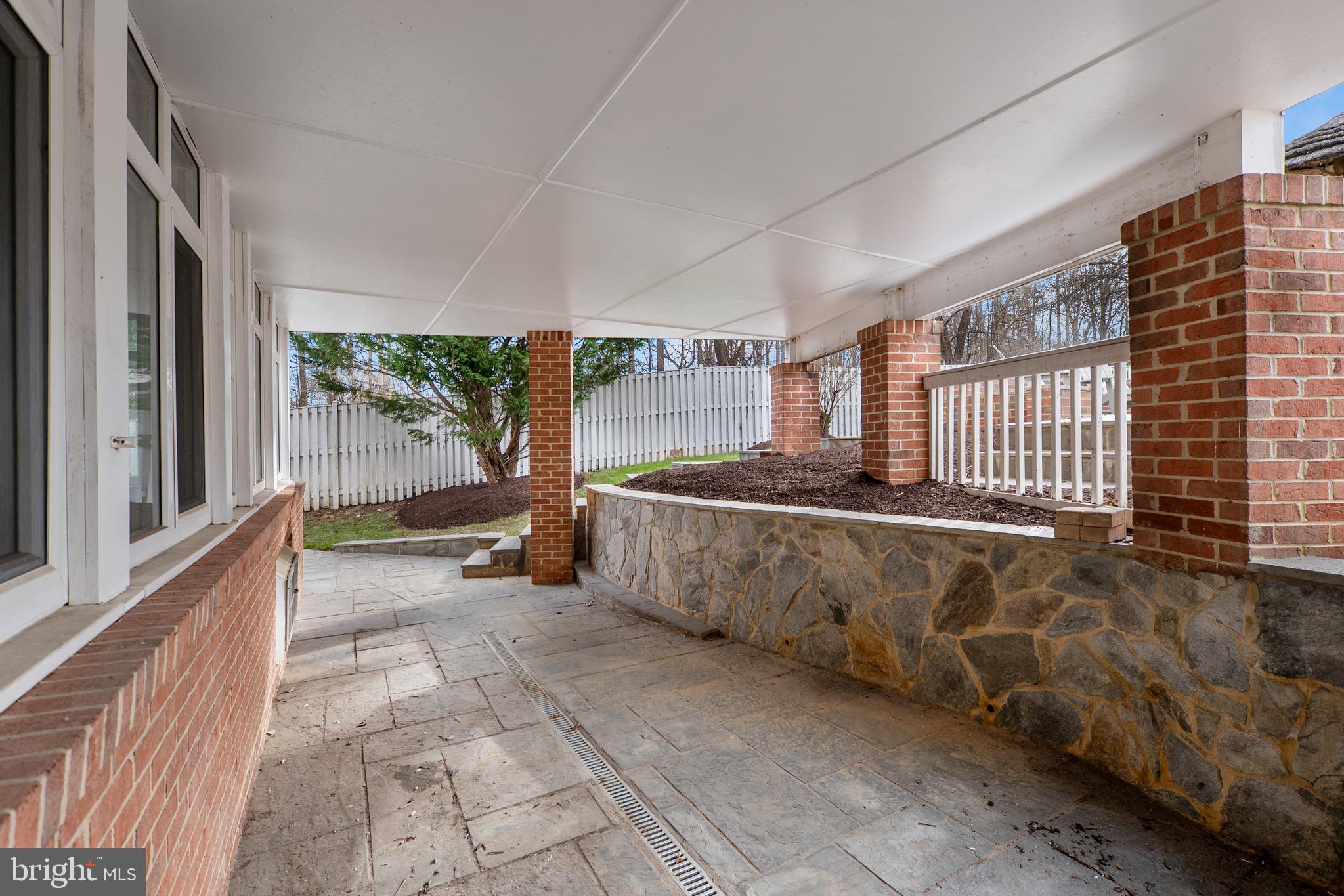 HONEY TREE - Residential