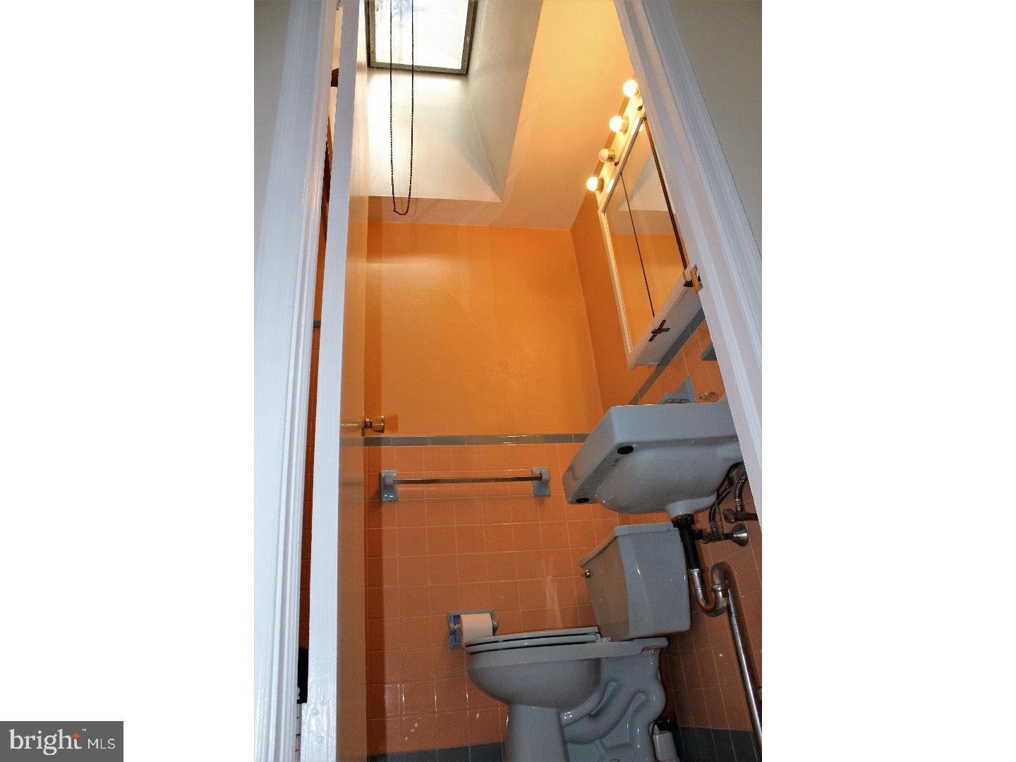 MAYFAIR (WEST) - Residential