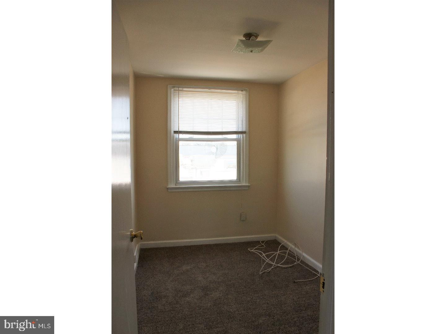 MAYFAIR (WEST) - Residential