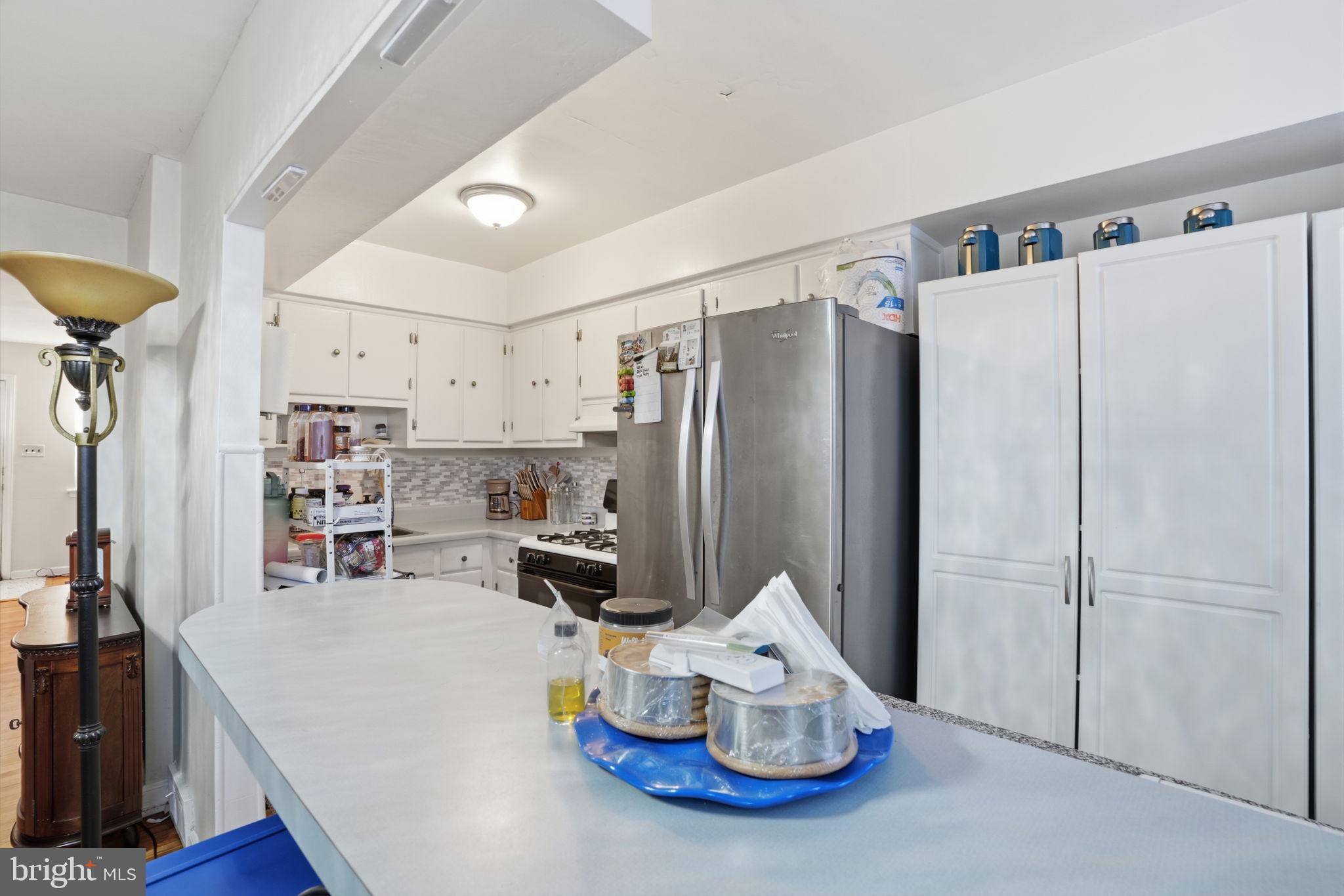 MAYFAIR (WEST) - Residential