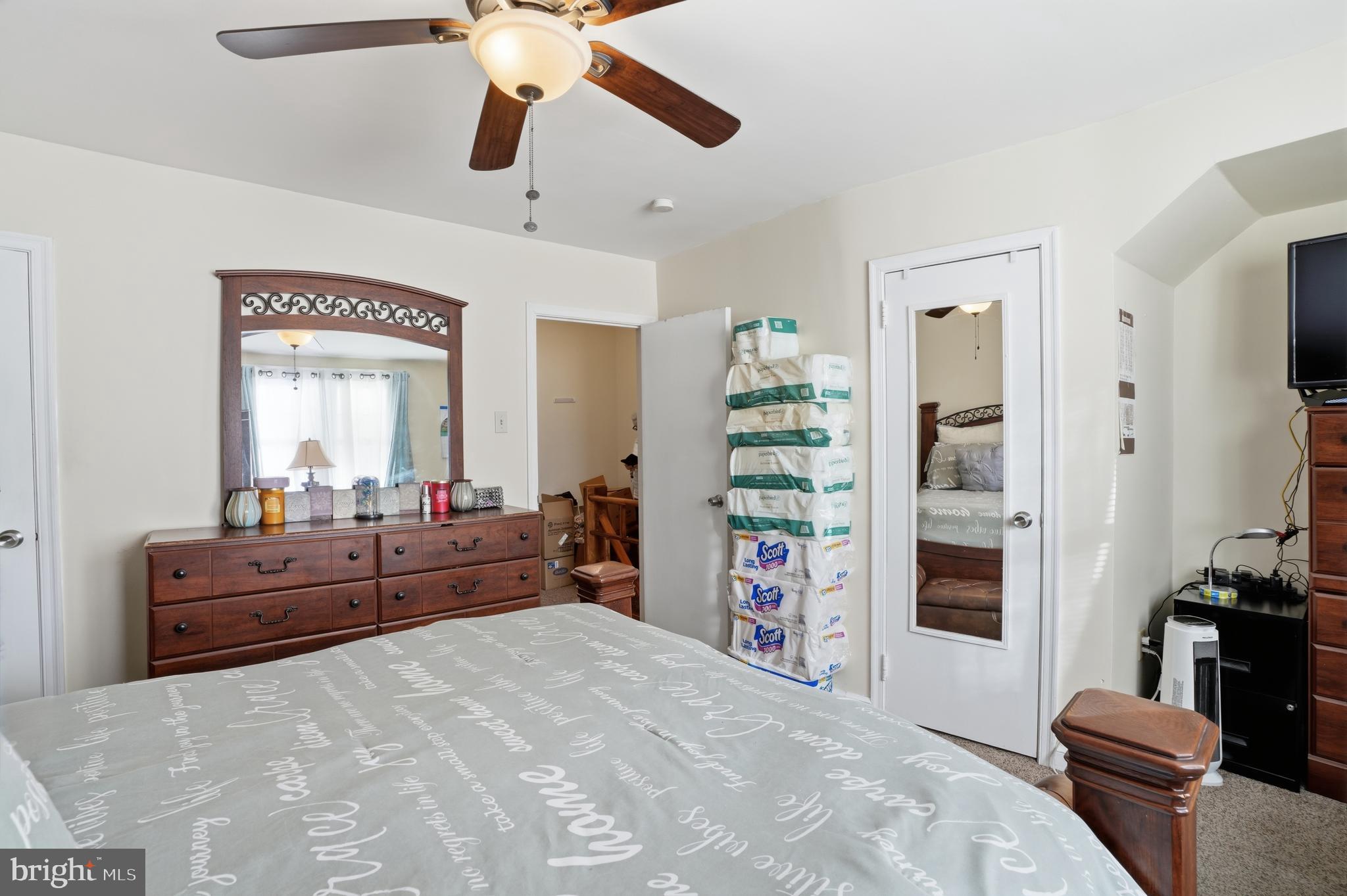 MAYFAIR (WEST) - Residential