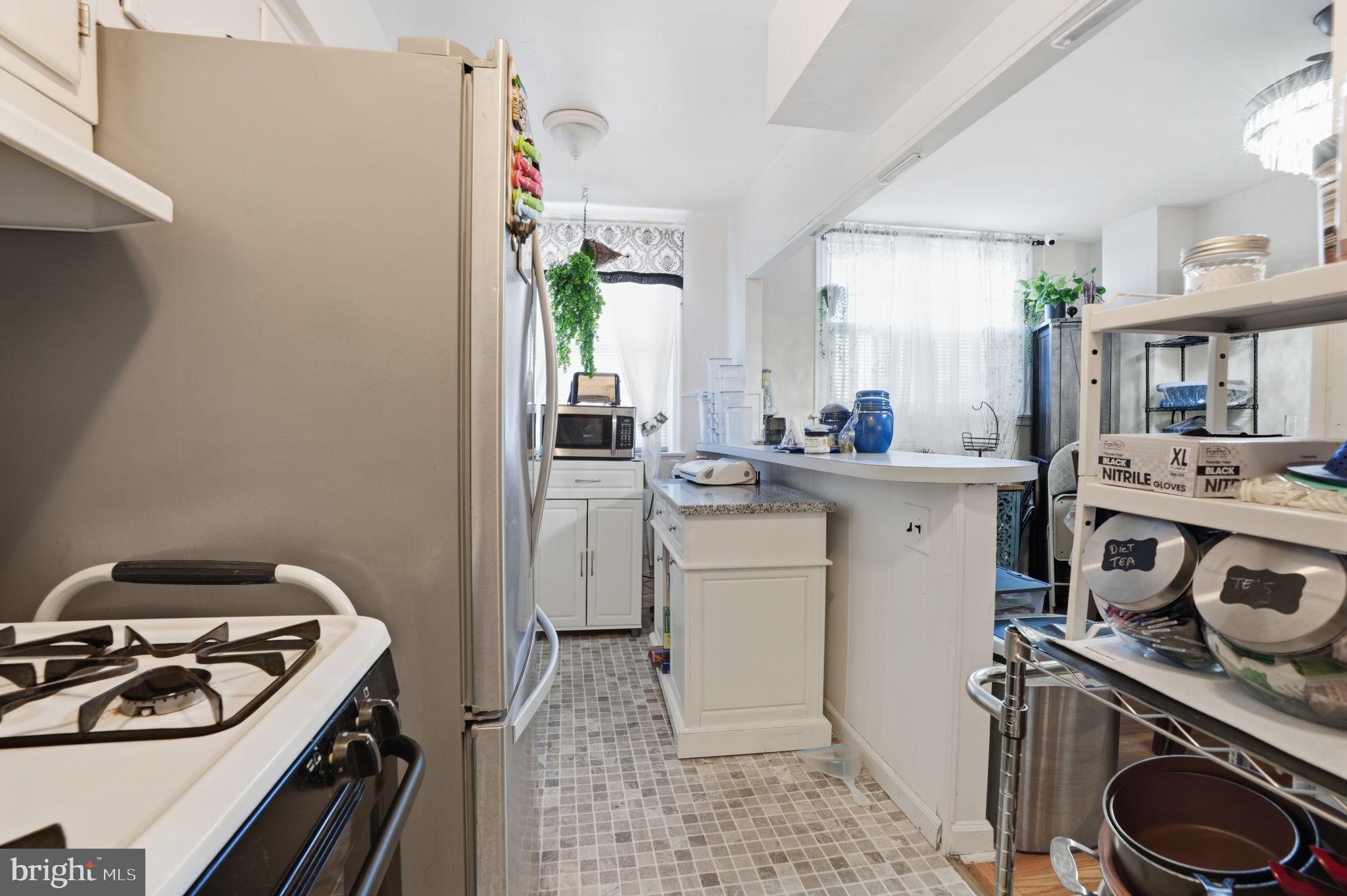 MAYFAIR (WEST) - Residential