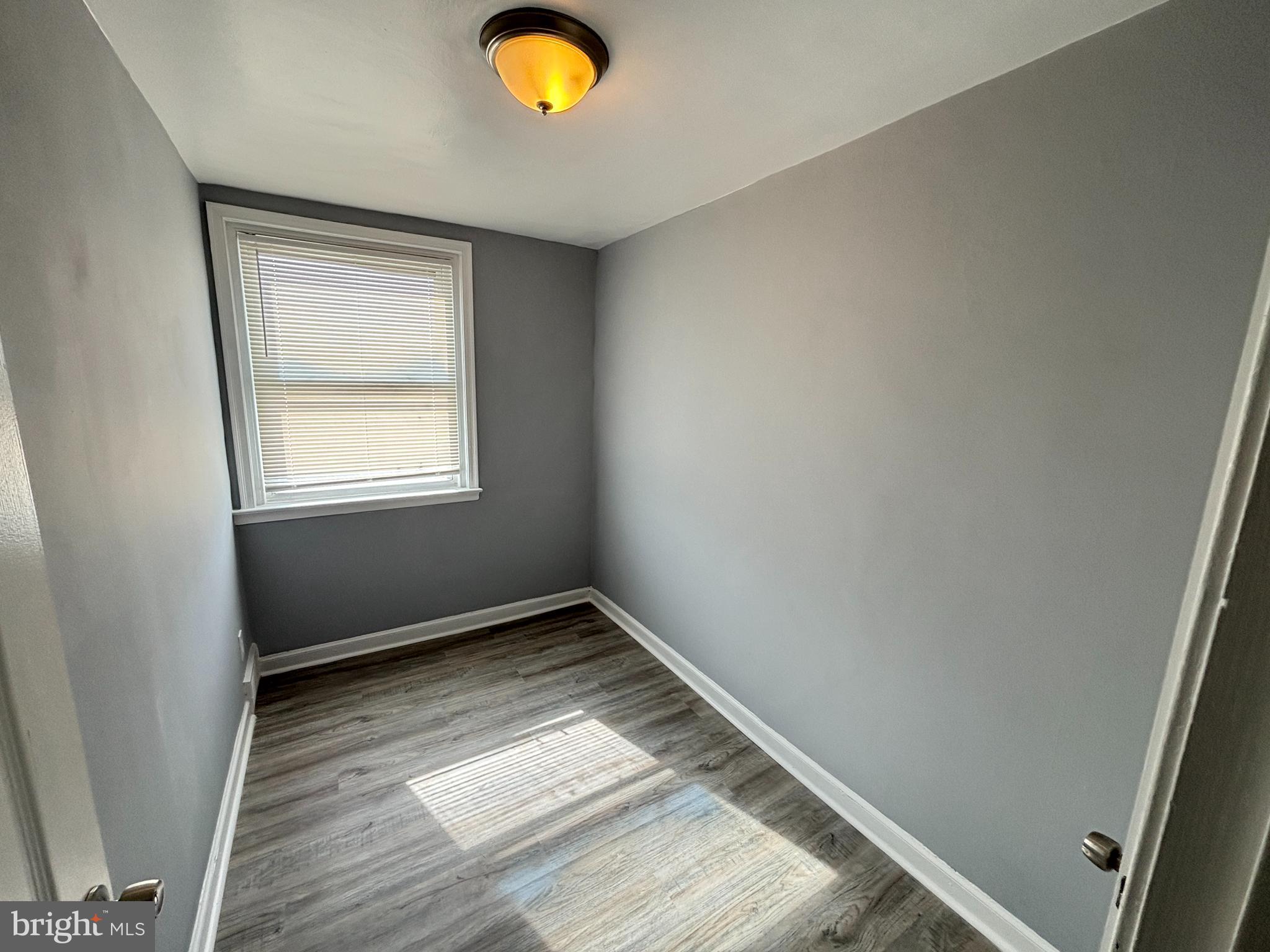 PHILADELPHIA (NORTHEAST) - Residential