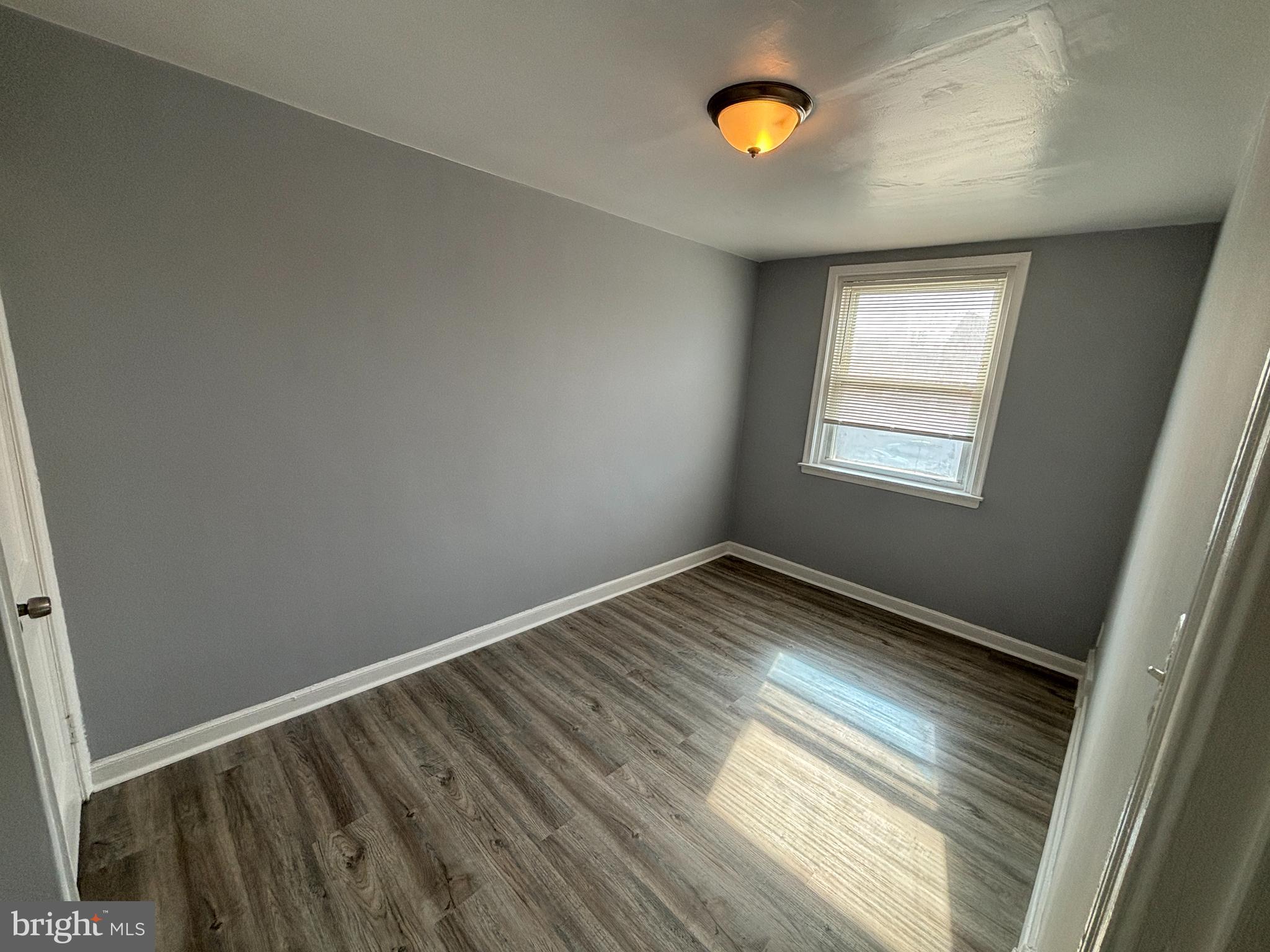 PHILADELPHIA (NORTHEAST) - Residential