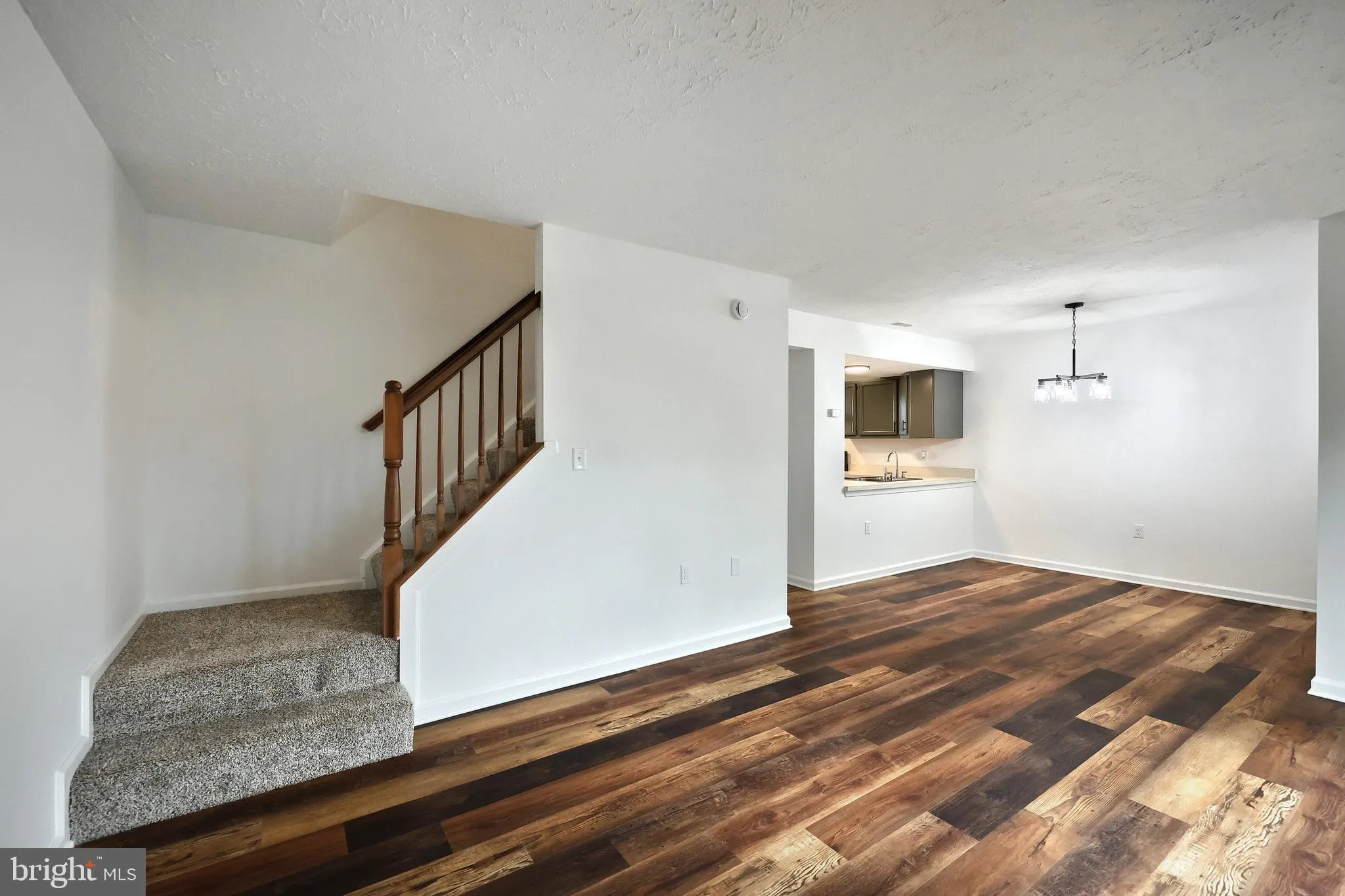 Dover, Pennsylvania 17315, United States, 3 Bedrooms Bedrooms, ,2 BathroomsBathrooms,Residential,Pending,205811