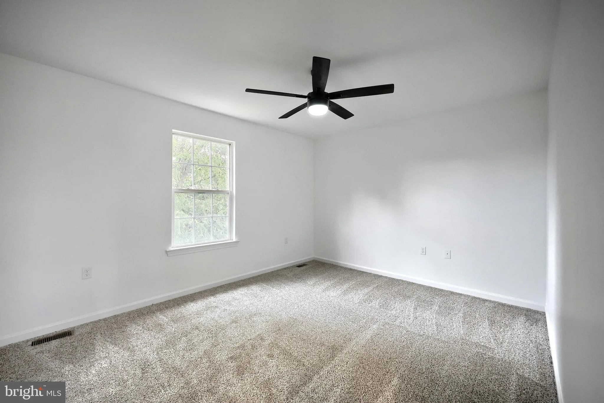 Dover, Pennsylvania 17315, United States, 3 Bedrooms Bedrooms, ,2 BathroomsBathrooms,Residential,Pending,205811