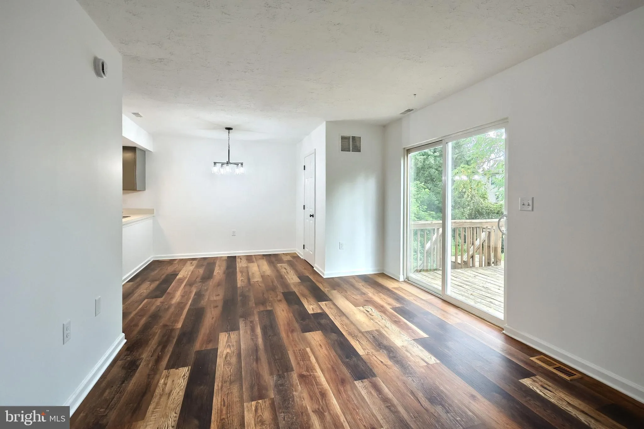 Dover, Pennsylvania 17315, United States, 3 Bedrooms Bedrooms, ,2 BathroomsBathrooms,Residential,Pending,205811