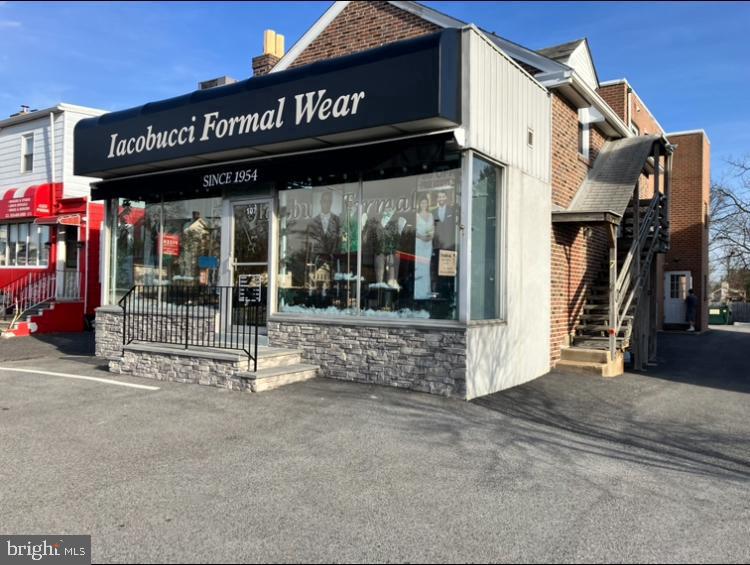 107 W EAGLE ROAD 7