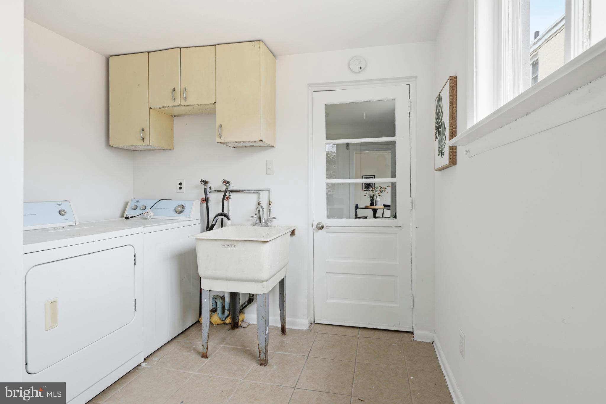 GERMANTOWN (WEST) - Residential