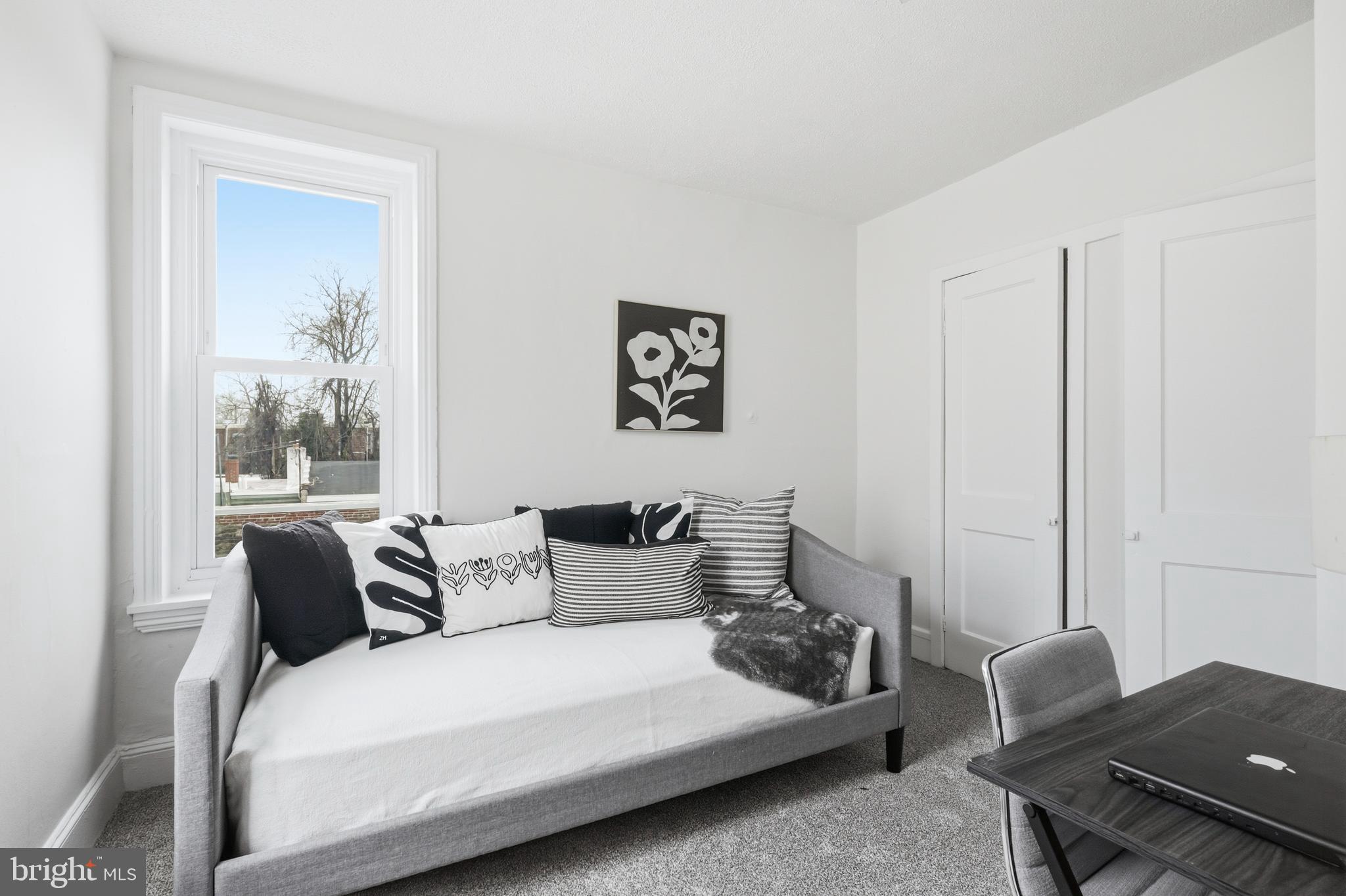 GERMANTOWN (WEST) - Residential