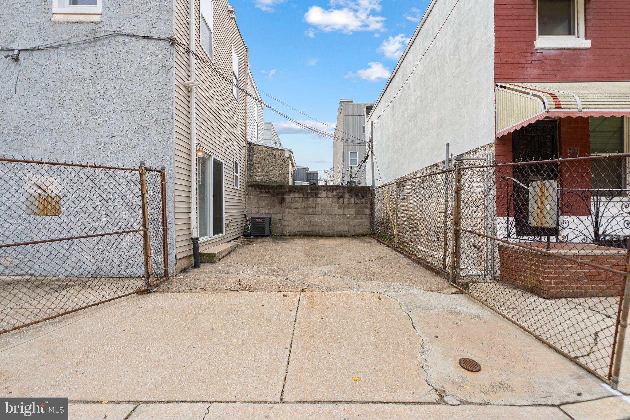 POINT BREEZE - Residential