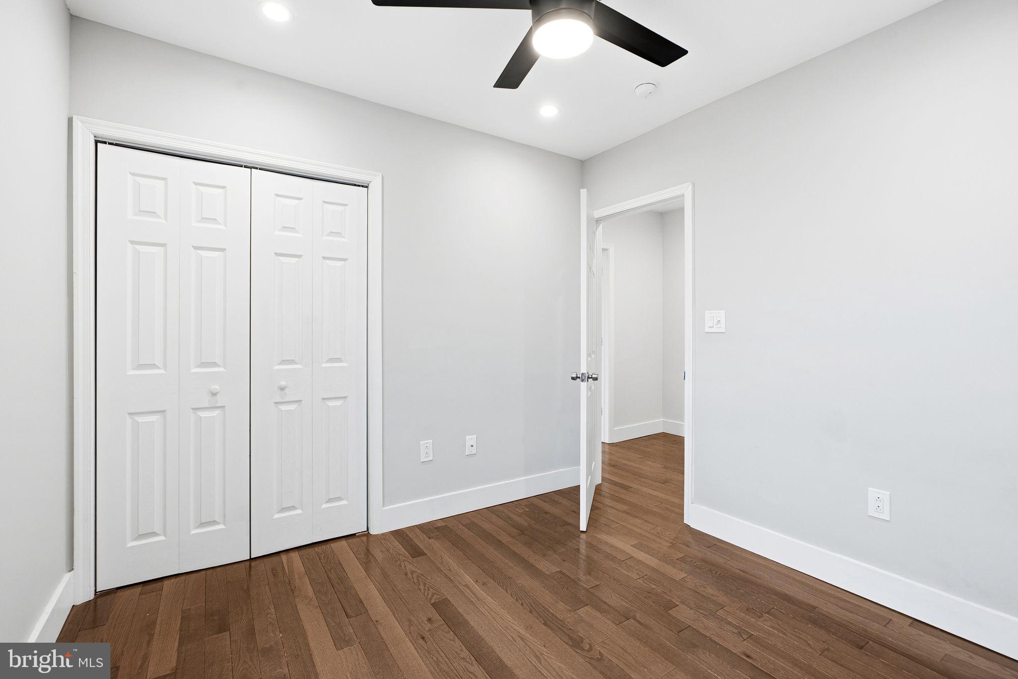 POINT BREEZE - Residential