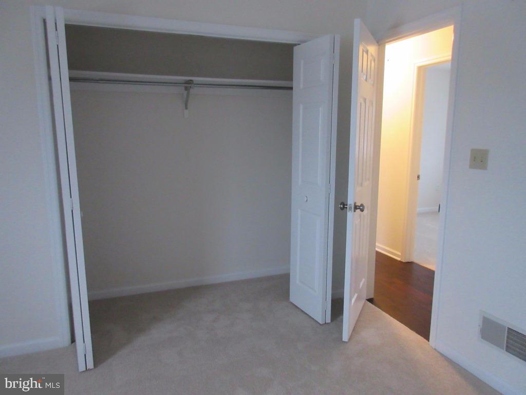 THOROUGHBRED TERRACE - Residential