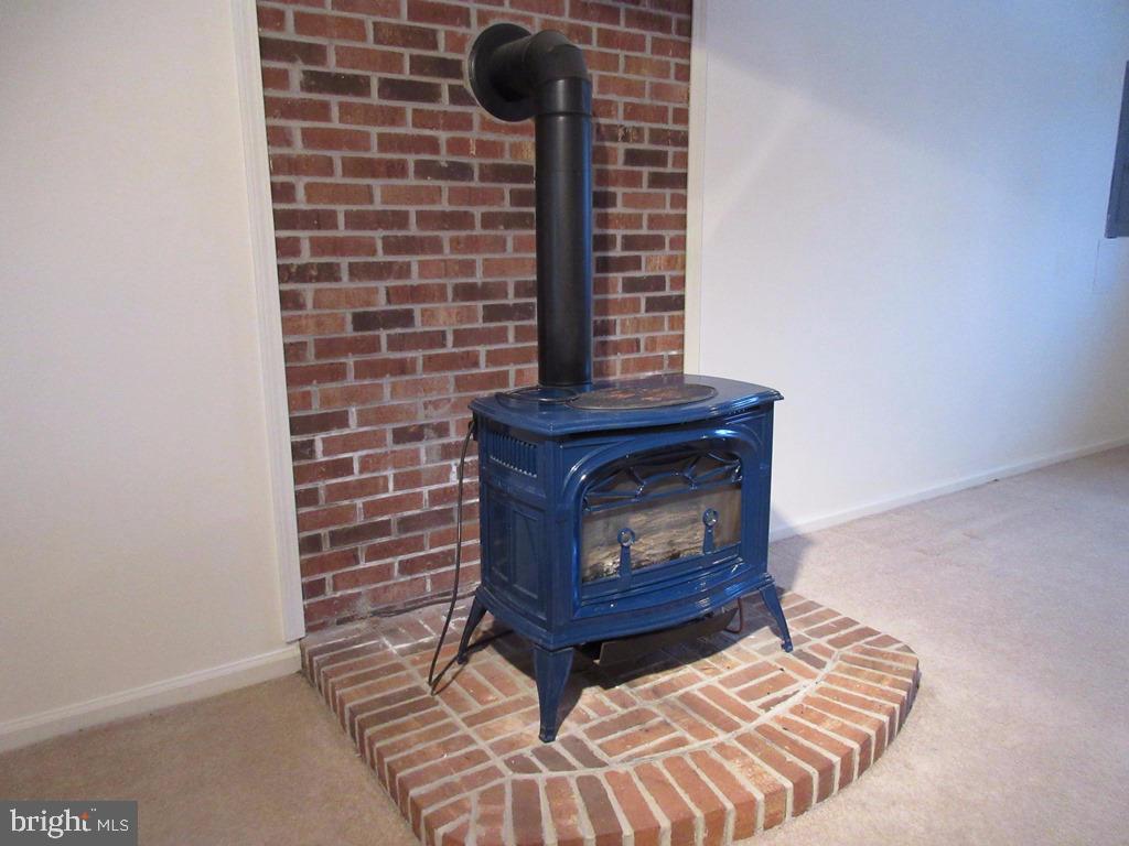 THOROUGHBRED TERRACE - Residential