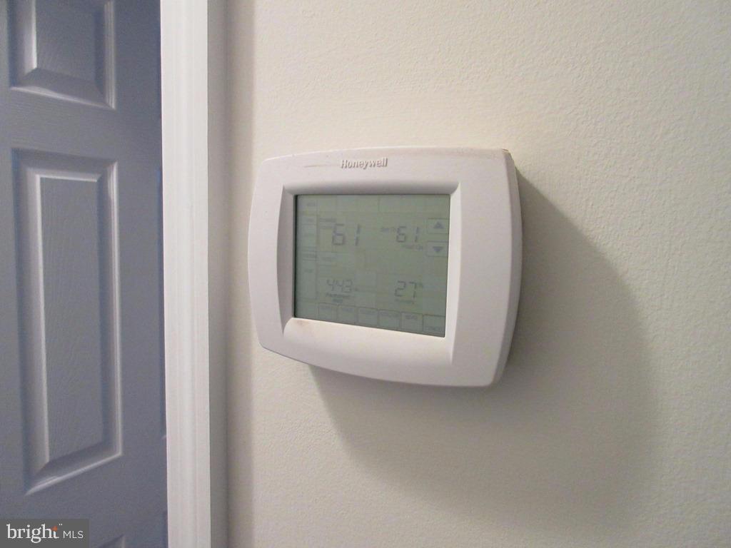 THOROUGHBRED TERRACE - Residential