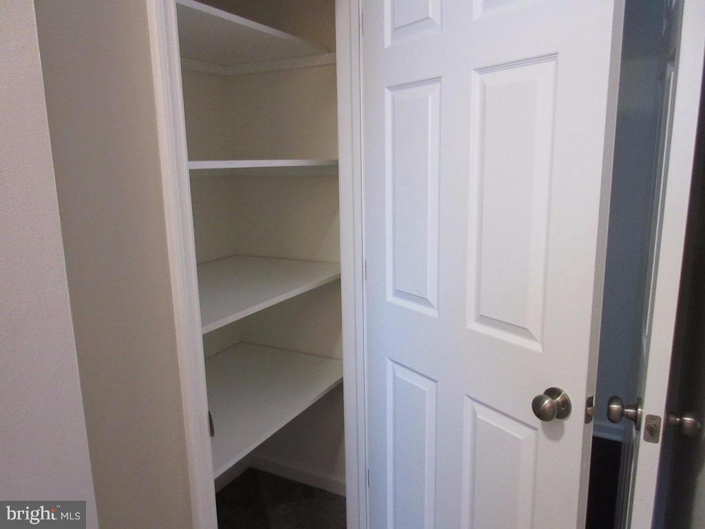 THOROUGHBRED TERRACE - Residential