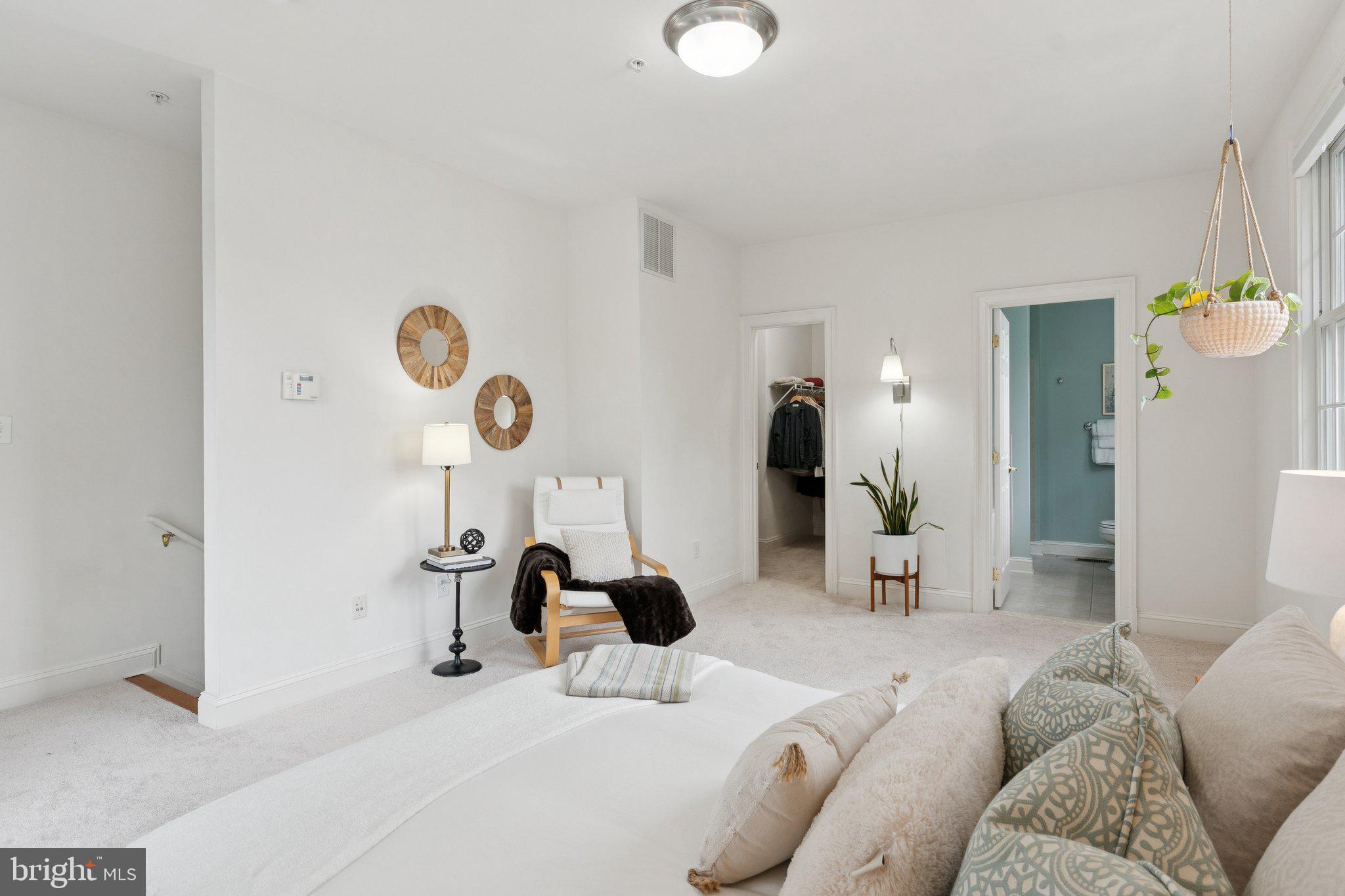 COURTYARDS AT WEST 222 - Residential