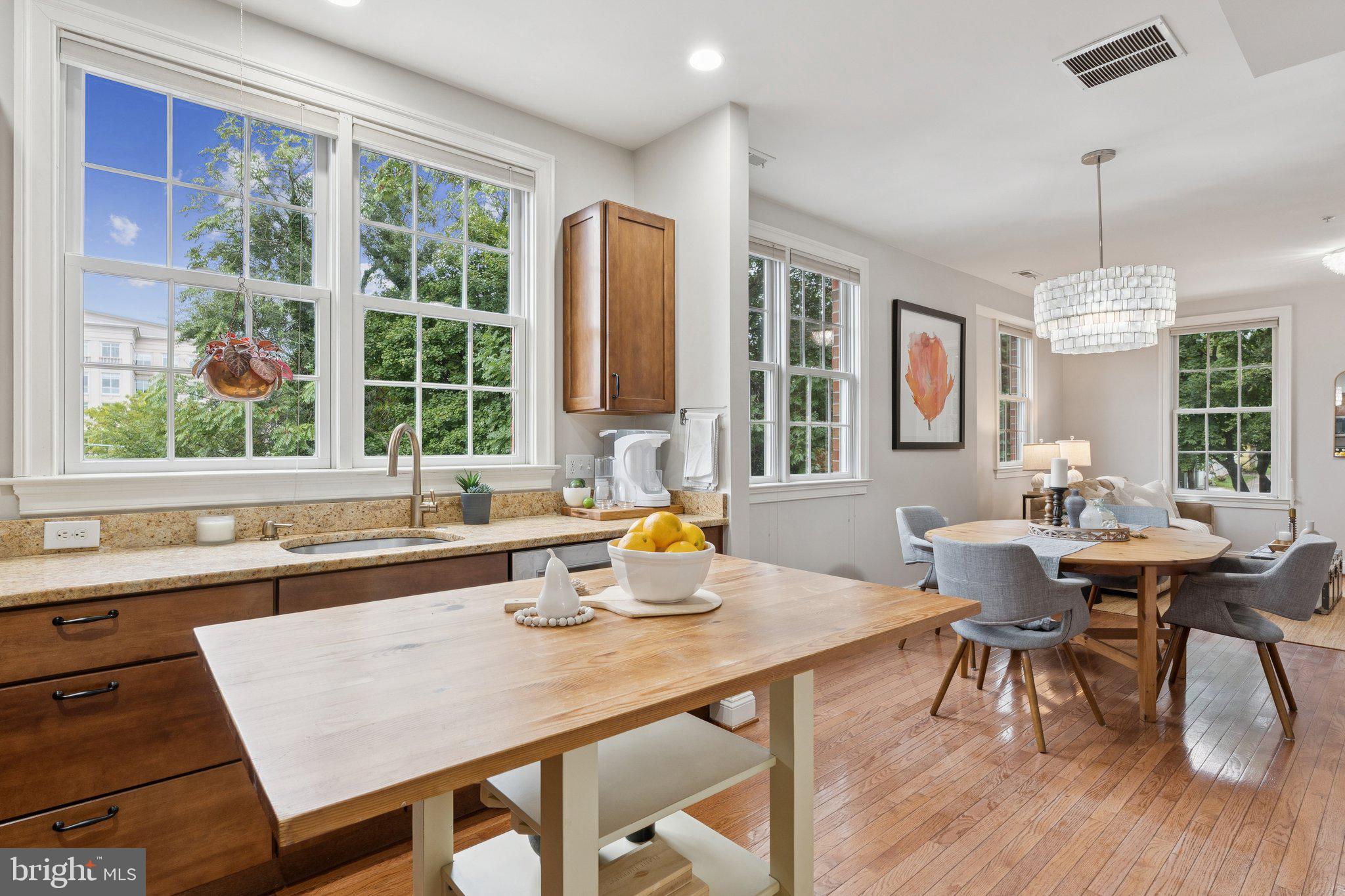 COURTYARDS AT WEST 222 - Residential