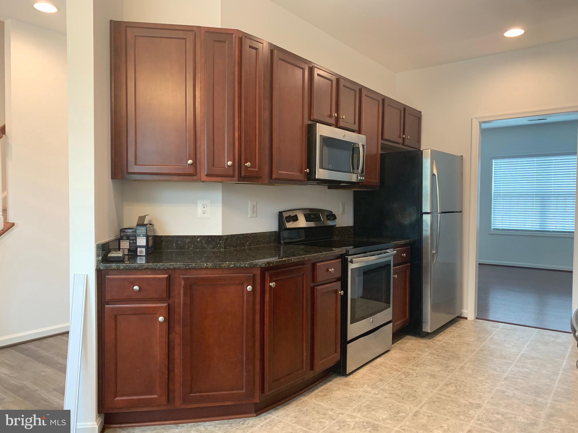 LADYSMITH VILLAGE - Residential Lease